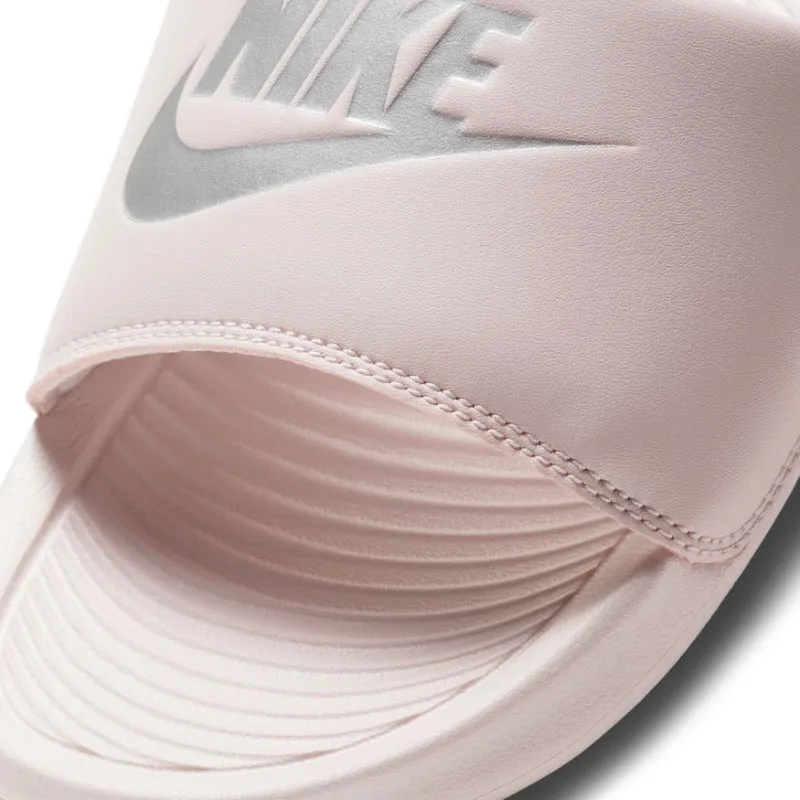 Slip On Style Fashion Ease W NIKE VICTORI ONE SLIDE