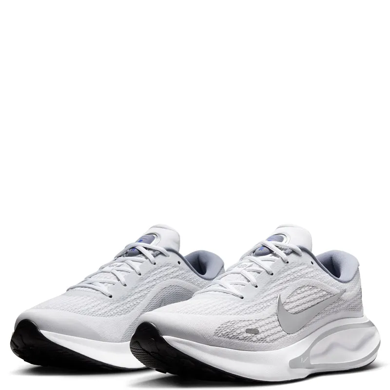 Nike Men's Journey Run Smart Steps Hold Hike