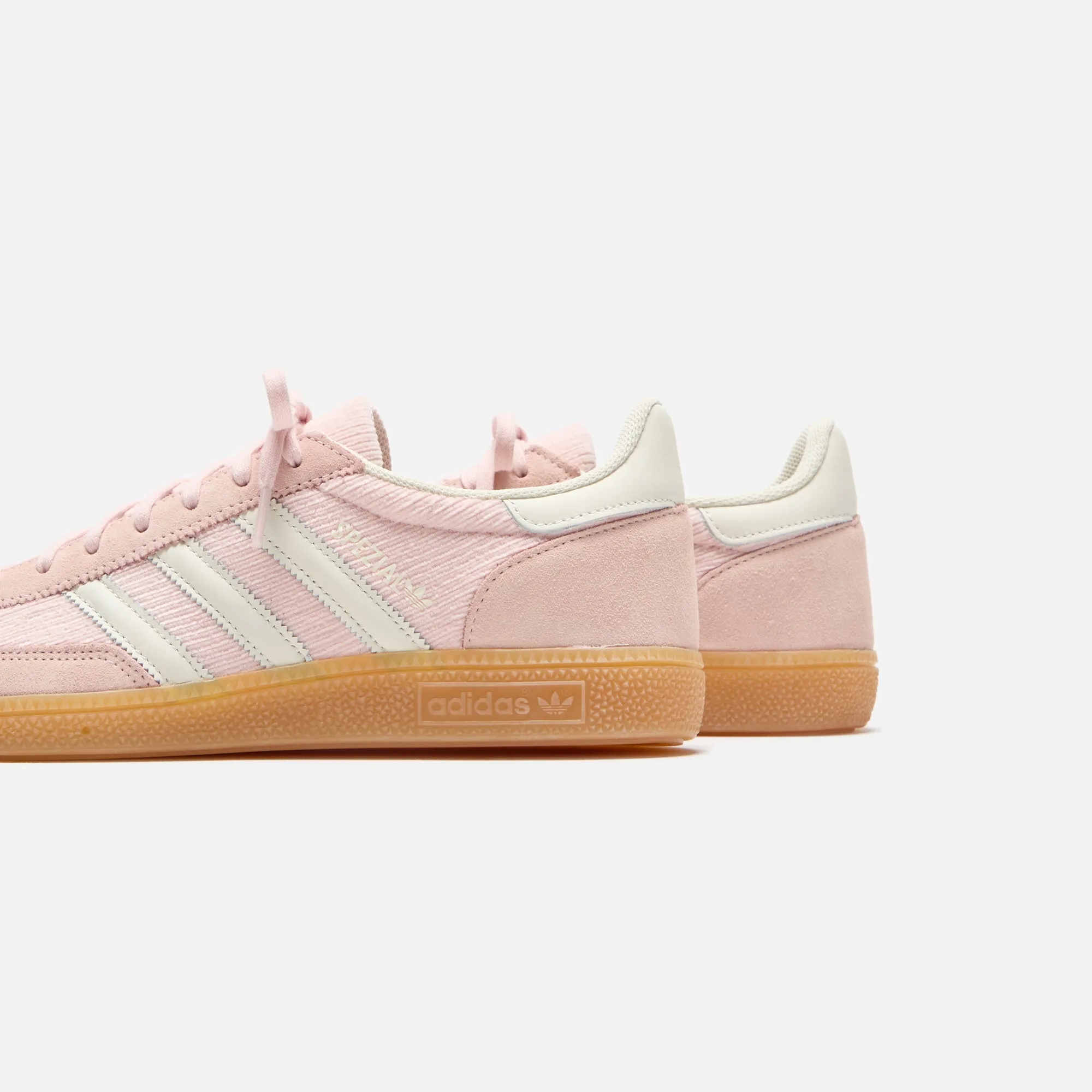 Sophisticated traction Square Toe adidas WMNS Handball Spezial - Sandy Pink / Off White / Gum