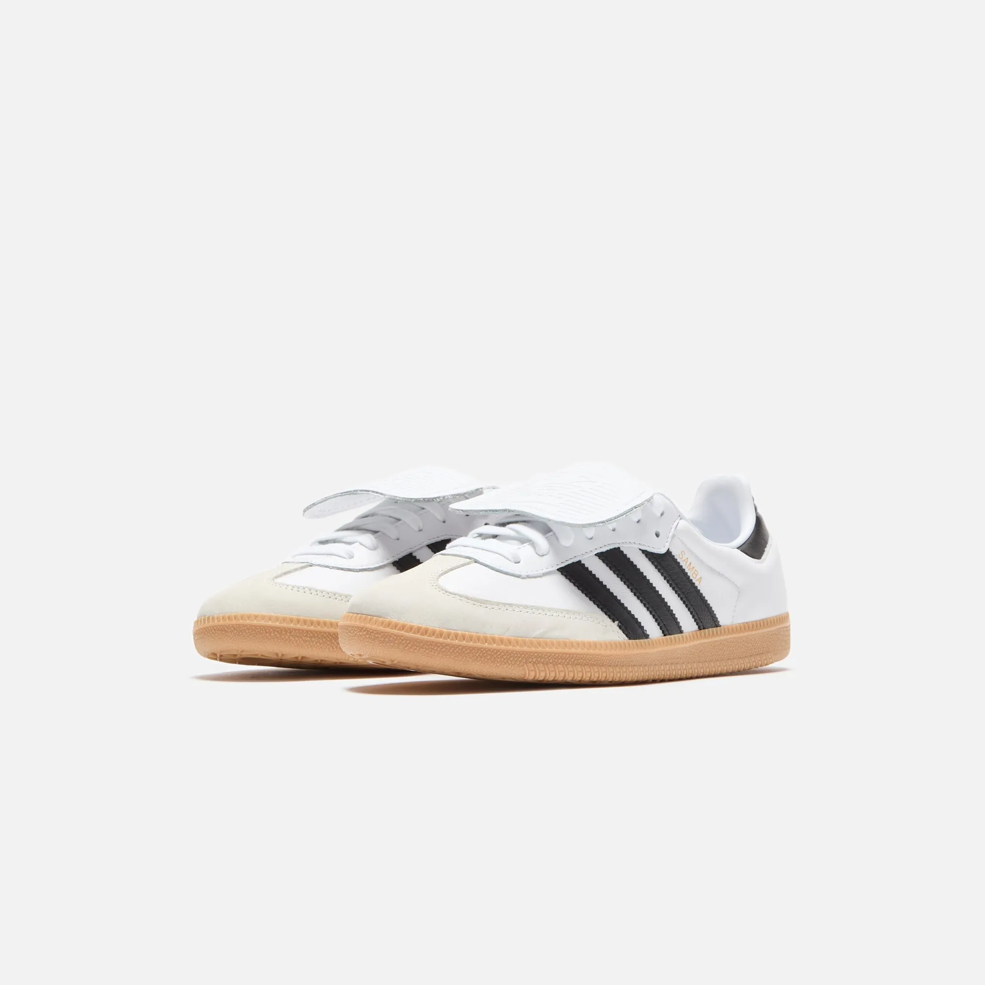 Ventilation Panels Thermoregulating Fabric adidas WMNS Samba - White / Core Black / Gold Metallic