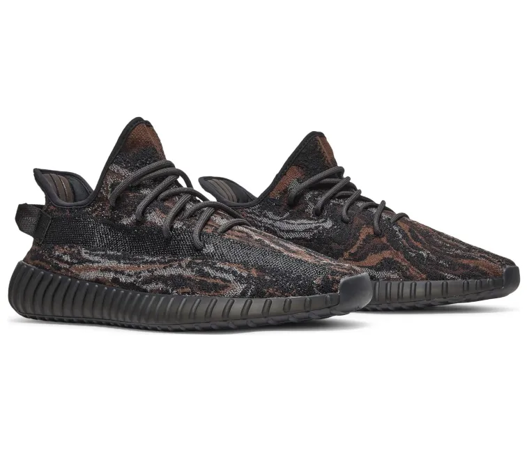 Smooth Step Chill Outfit Adidas Yeezy Boost 350 V2 (MX Rock)