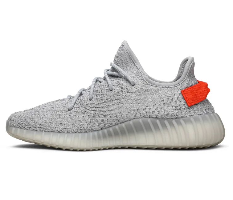 Adidas Yeezy Boost 350 V2 (Tail Light) Style Move