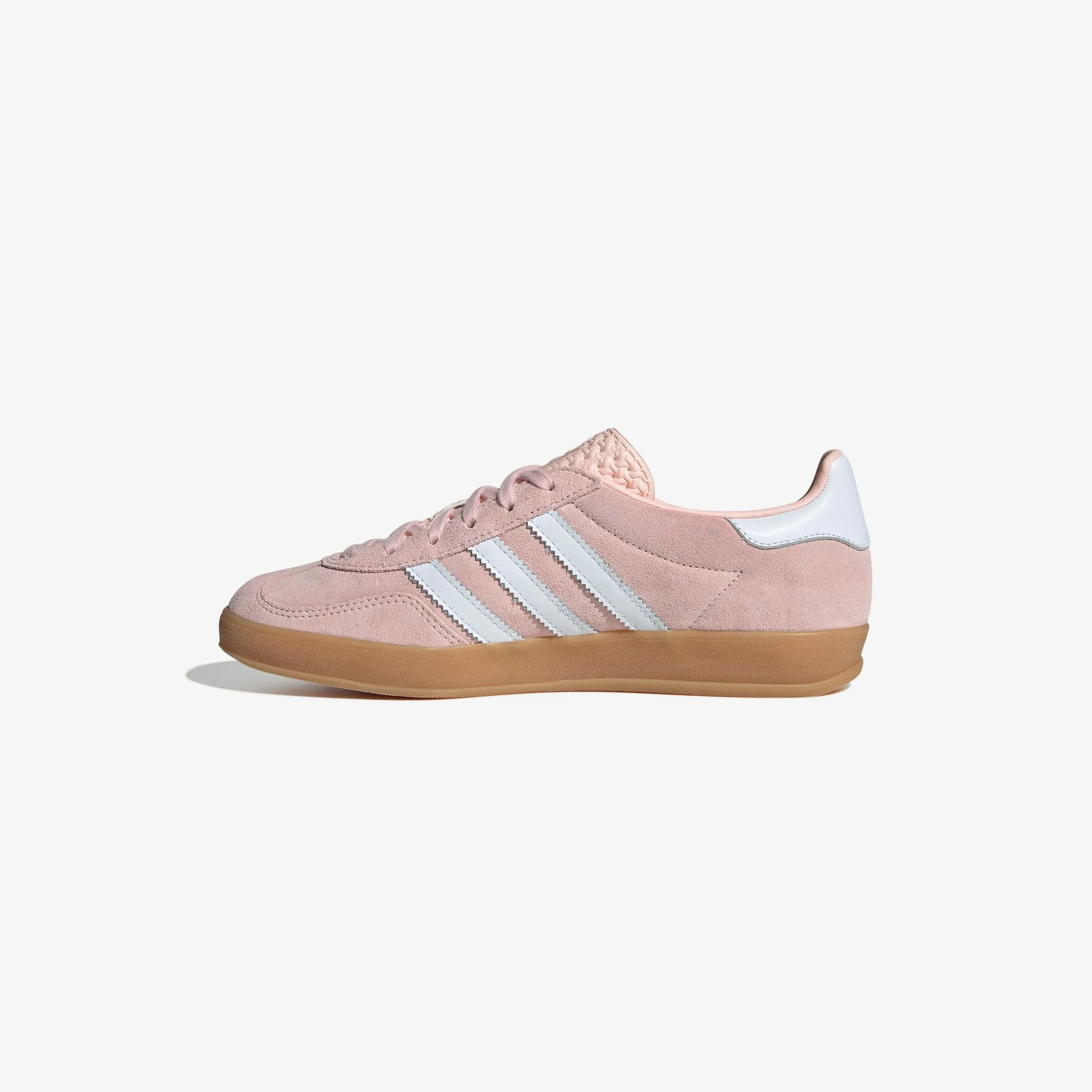 Wmns Gazelle Indoor Energy Return Midsole Molded Heel Counter