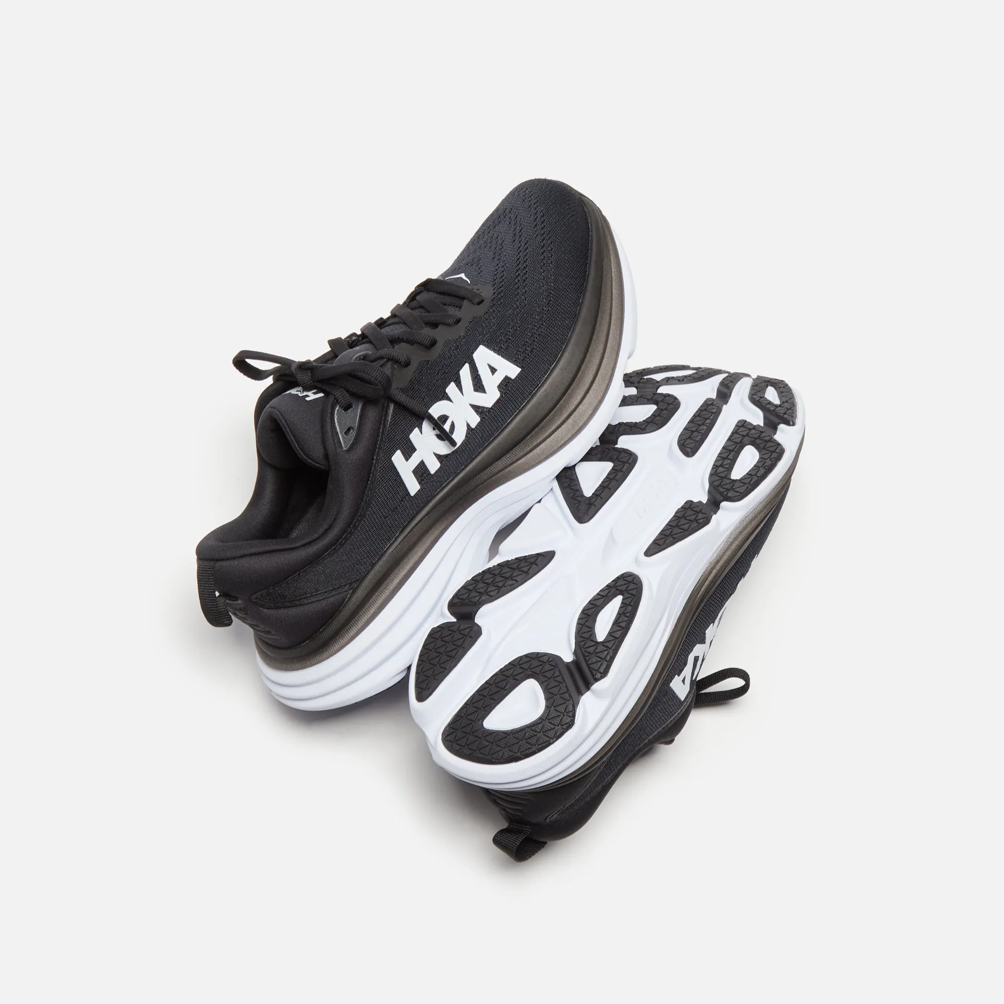 All-around traction EasyToMaintain HOKA WMNS Bondi 8 - Black / White