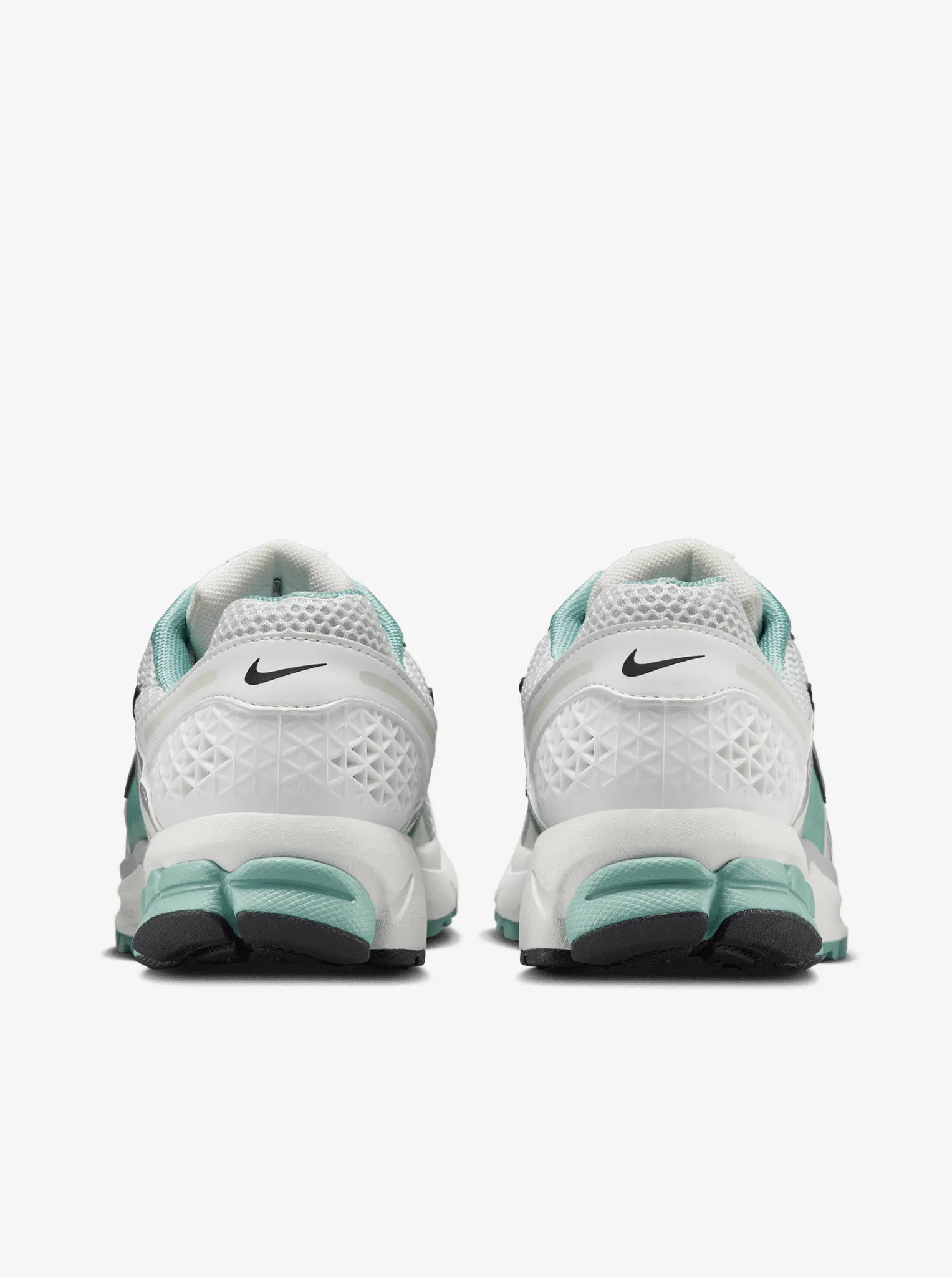 Zoom Vomero 5 Womens Move More Trainer Shoes