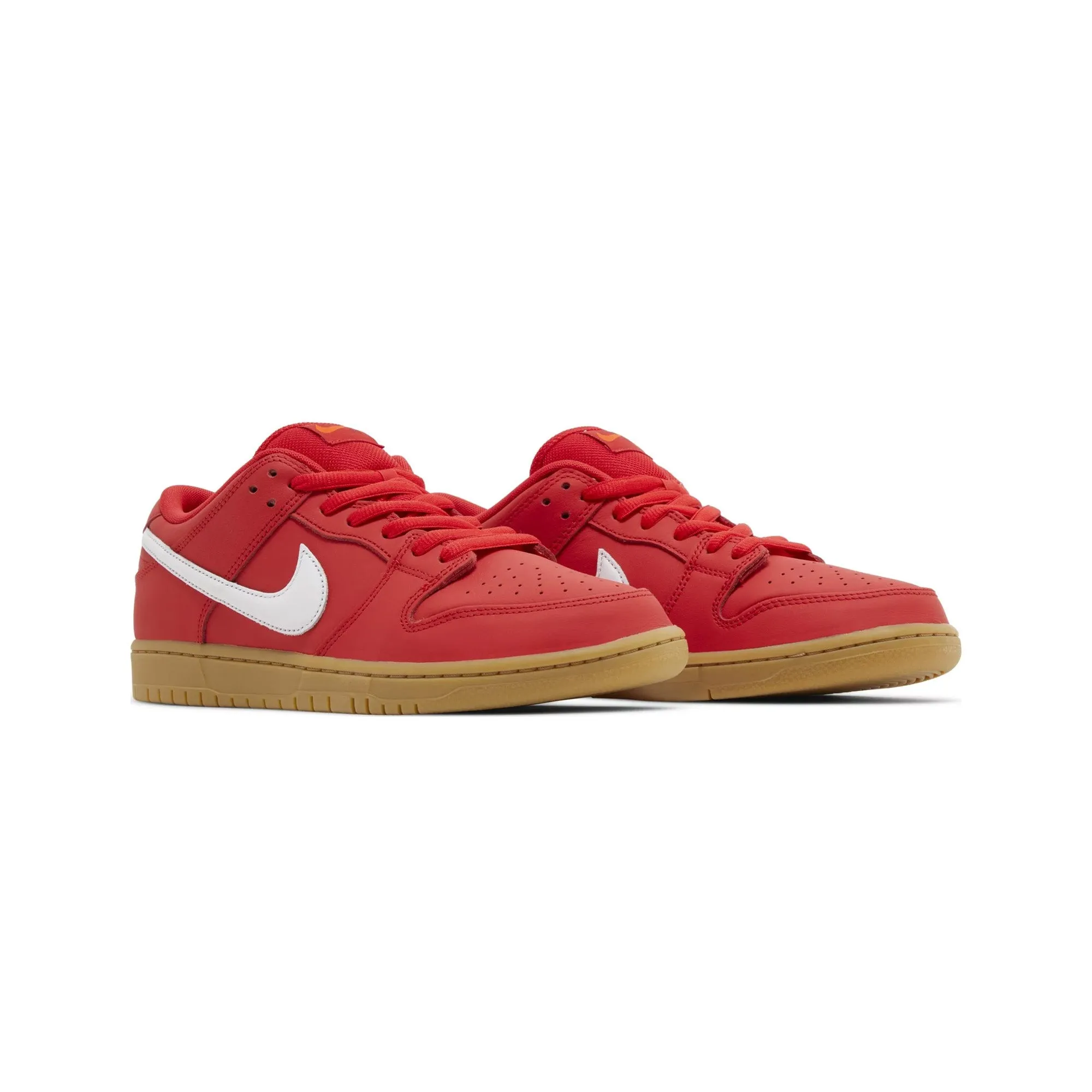 Nike SB Dunk Low 'University Red Gum' (2024) Motion Vibe Walking Focus
