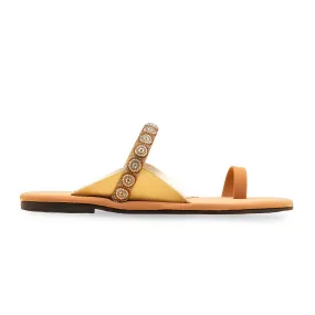 Beige Casual Chappal For Ladies CL2142 Sleek Sole photo shoot