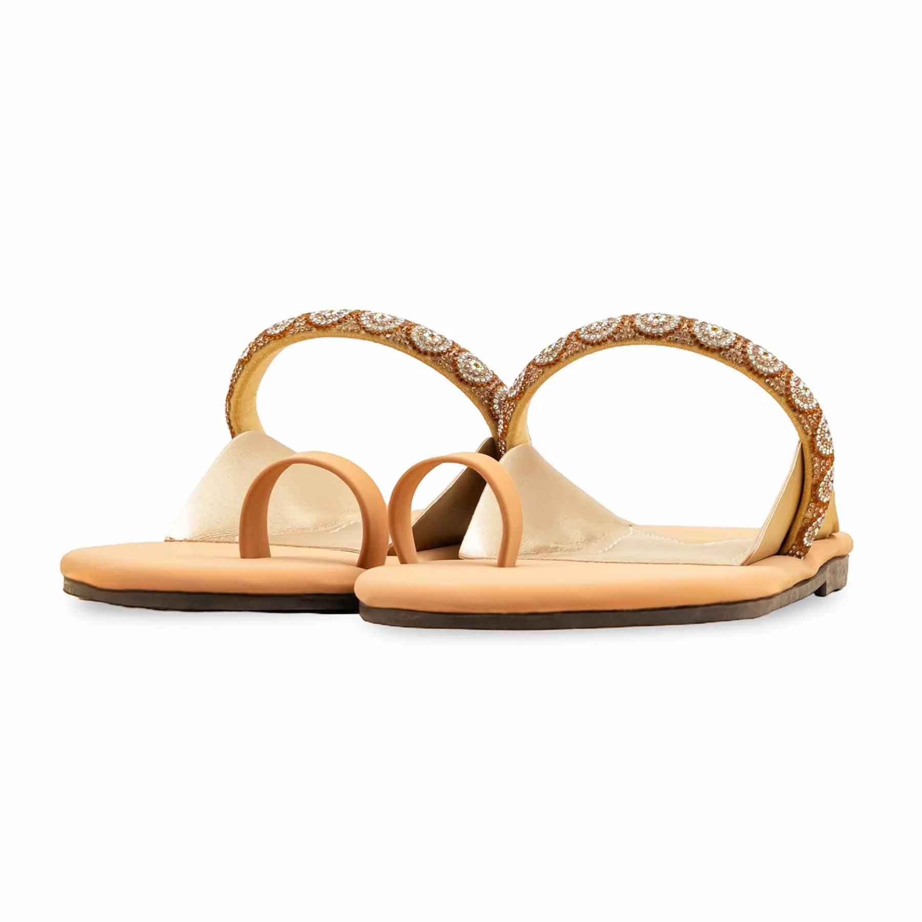 Beige Casual Chappal For Ladies CL2142 Trek Easy Easy Footwear