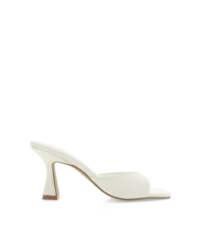 Buckle Up Soft Appeal BINITA - WHITE
