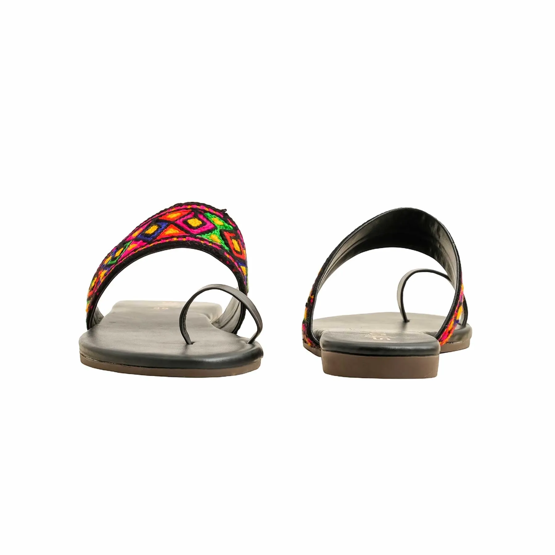 Black Casual Chappal For Women CL2134 Stylish Padding