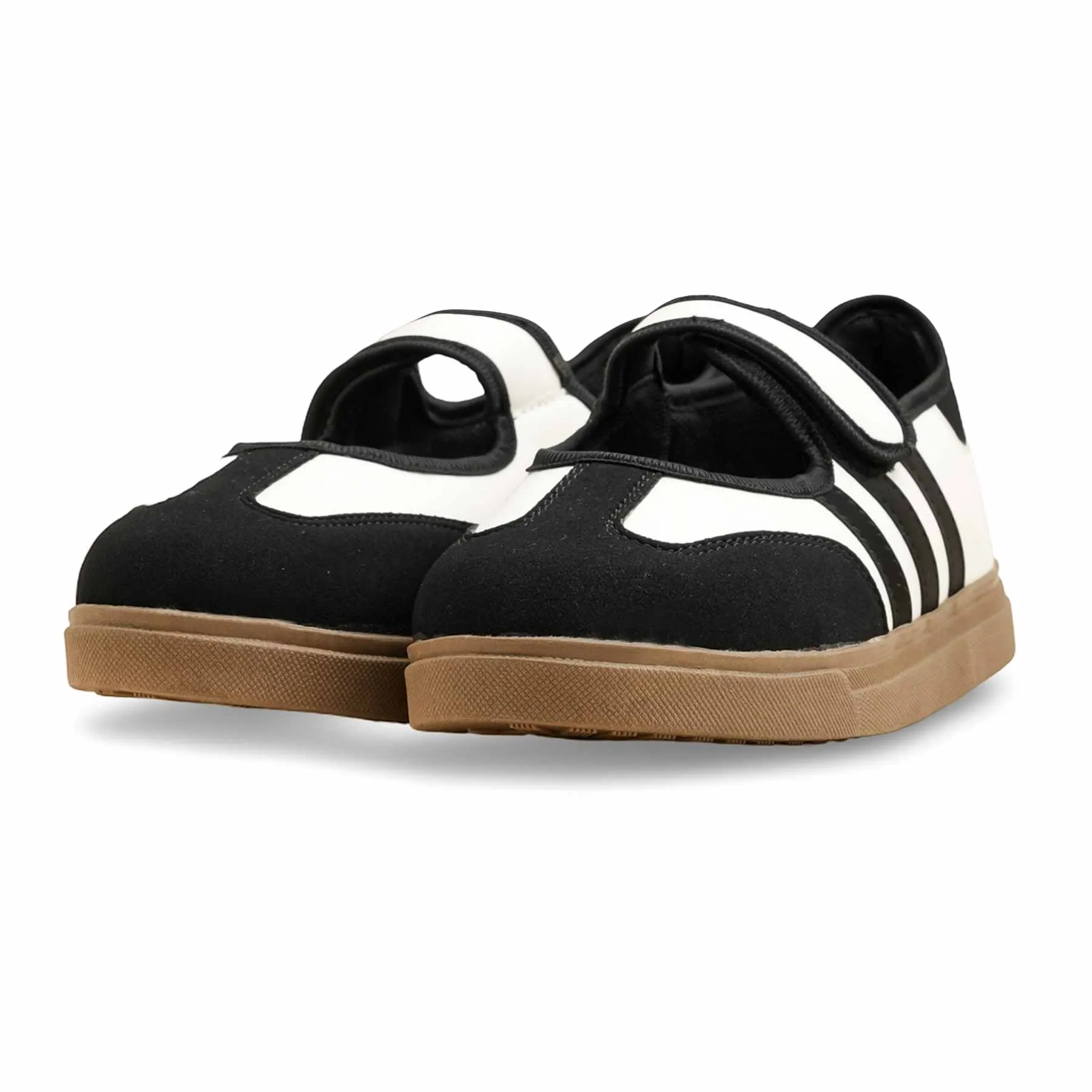 Black Casual Sneaker AT9109 Removable Footbed System Durable Mesh