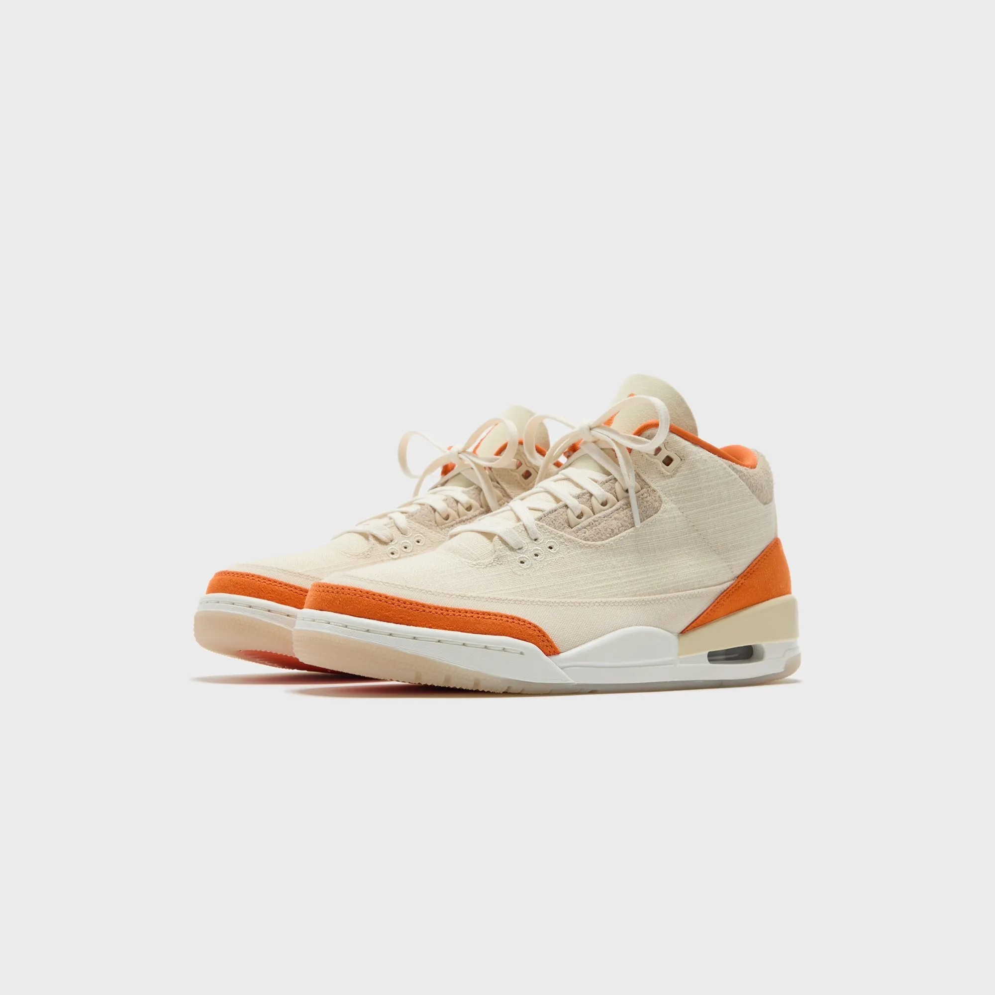 Jordan WMNS Air Jordan 3 - Fossil / Starfish / Sail Sporty Look Pressure Relief Zones