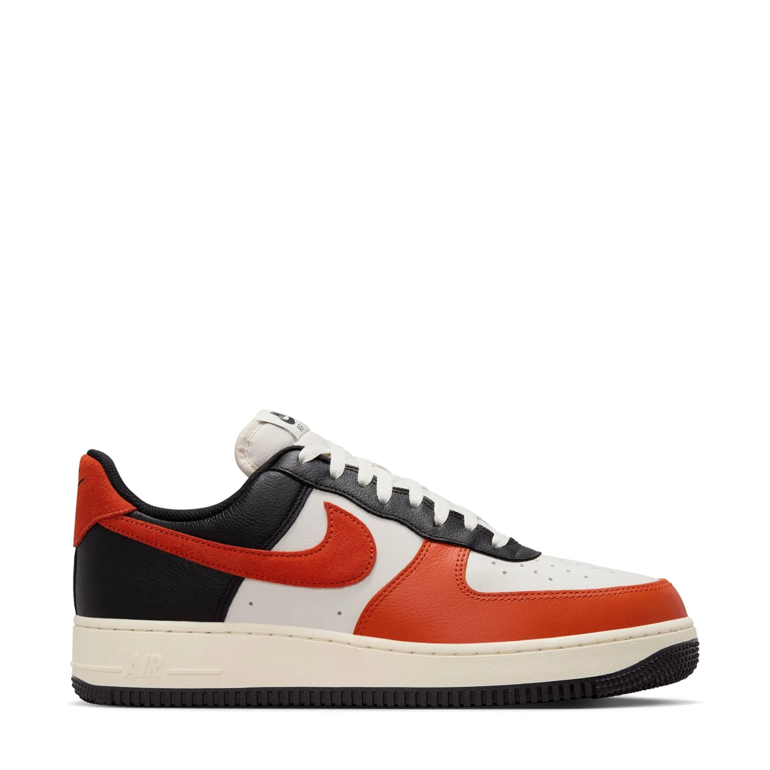 Strike Hike Elastic Gore Panels Classic Everyday Air Force 1 Low 07 LV8 - Mens