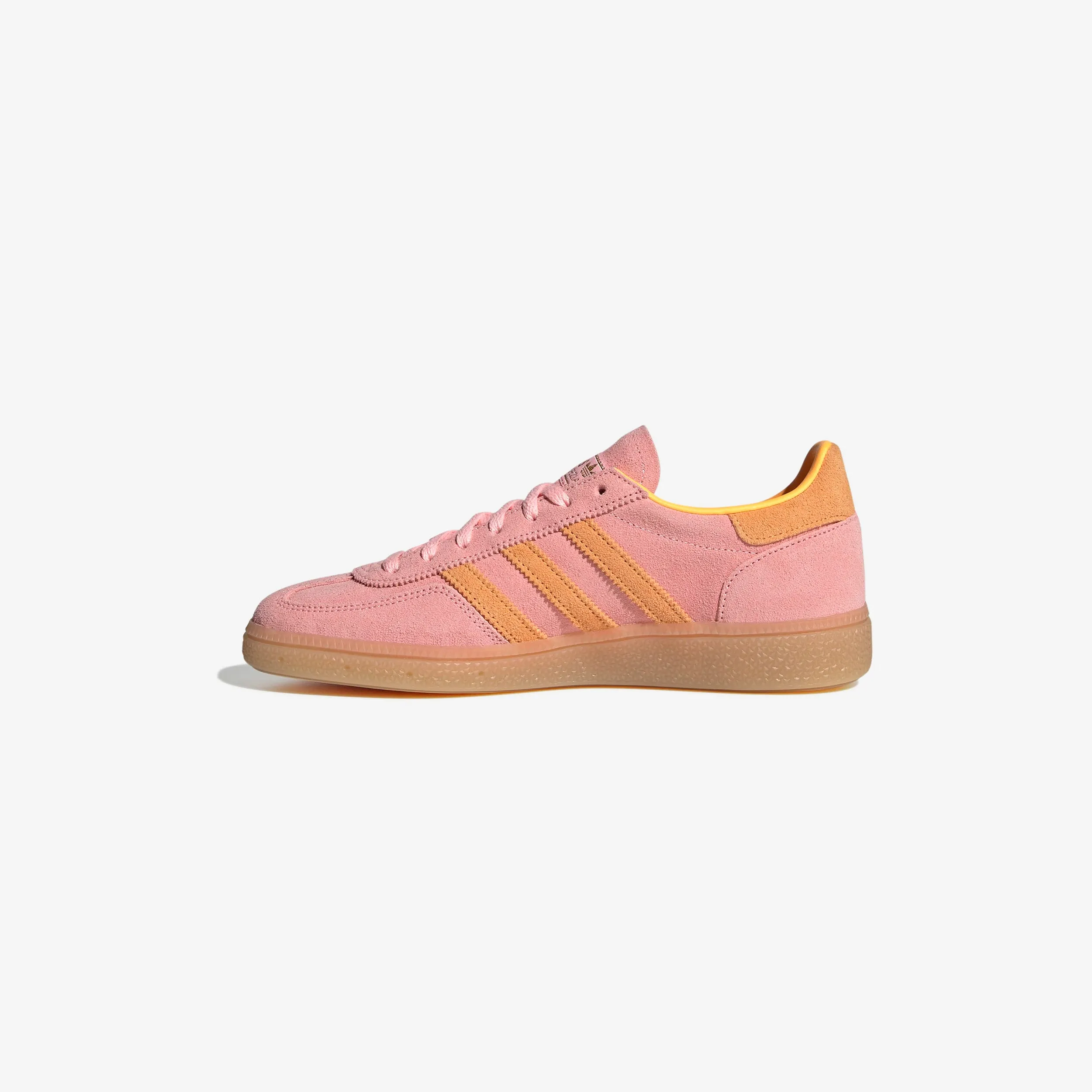 Sleek Form Traction pattern Wmns Handball Spezial