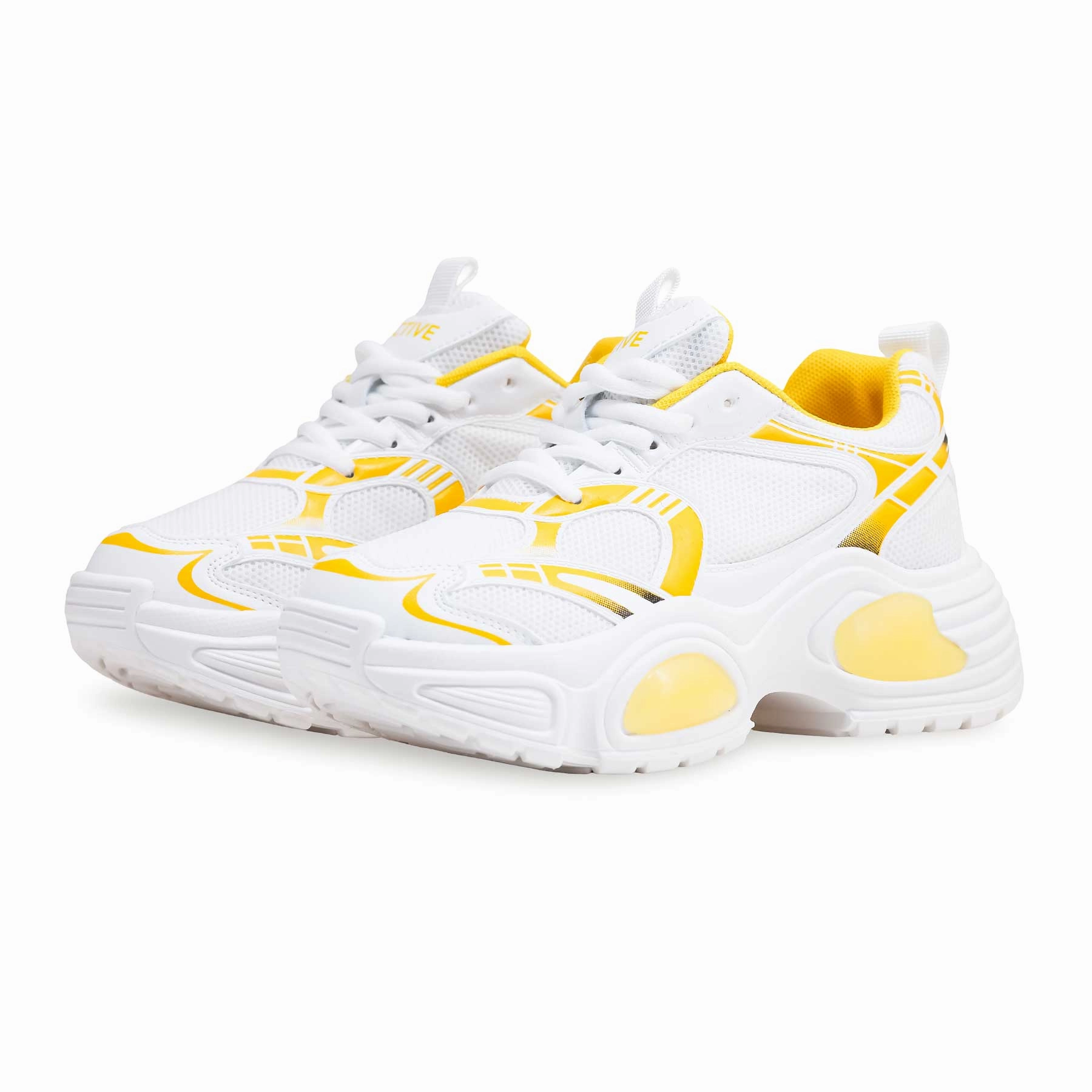 Chill Walk Yellow Casual Sneaker AT7342