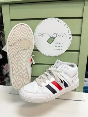 Multi Directional Flex Grooves High Cushioning Adidas All Court Mid Sneakers (Mens 8/Womens 9)