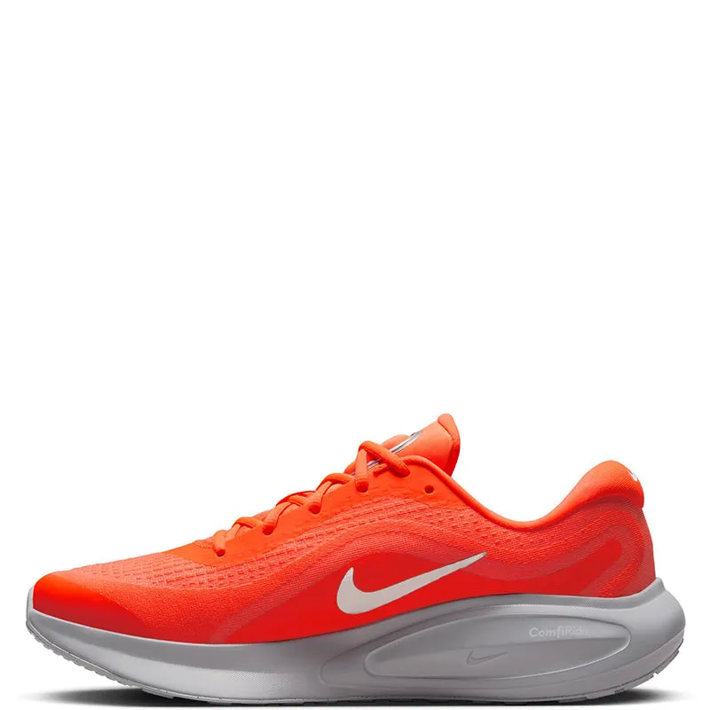 Textured Grip Surface Collapsible Heel Nike Men's Journey Run PRM