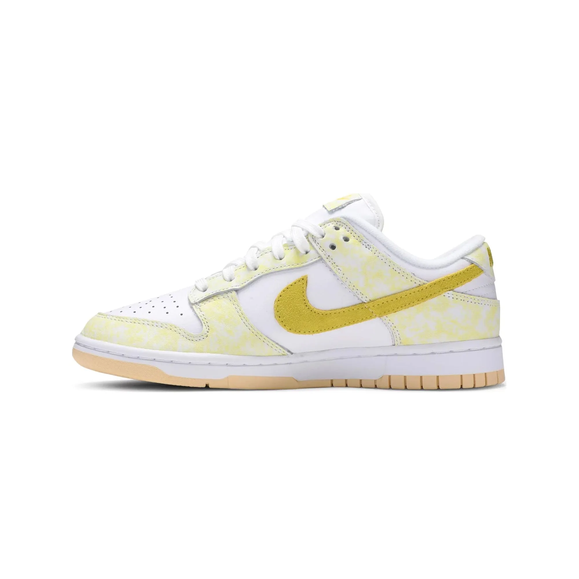 Balanced Ride Breathable surface Dunk Low OG 'Yellow Strike' W