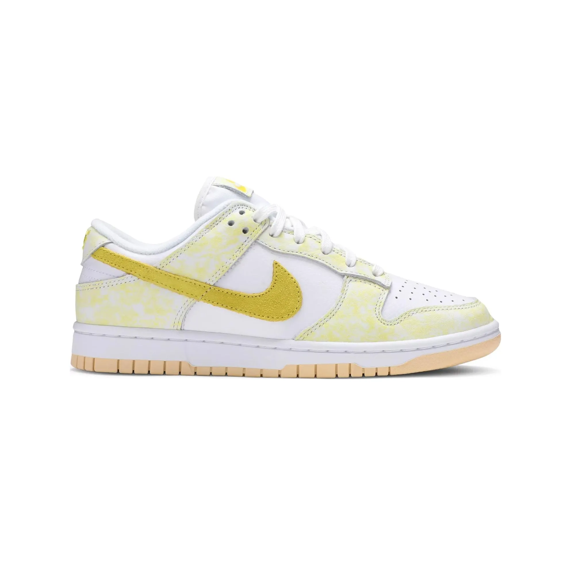 Motion Day Wear   Resistant Dunk Low OG 'Yellow Strike' W