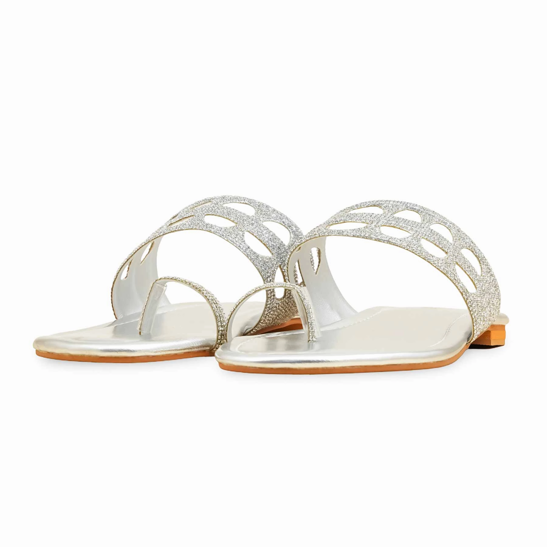Silver Fancy Chappal For Women FN0816 Trek Easy Pot Glow