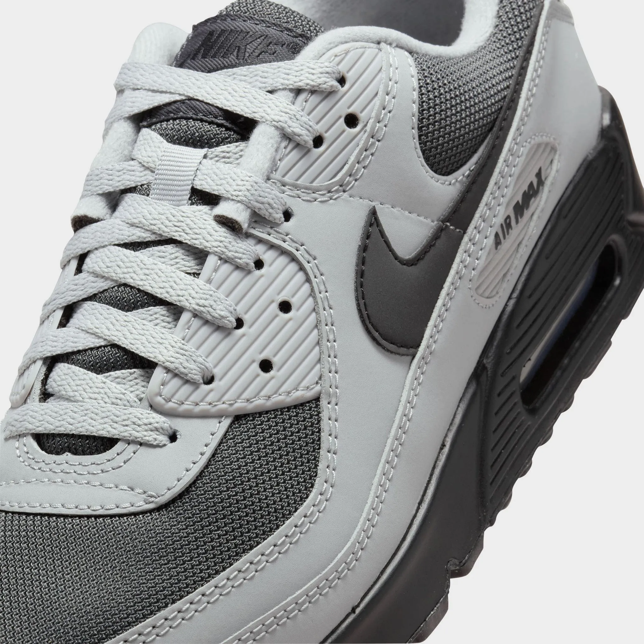 Sneaker Customization Nike Air Max 90 Grey / Black
