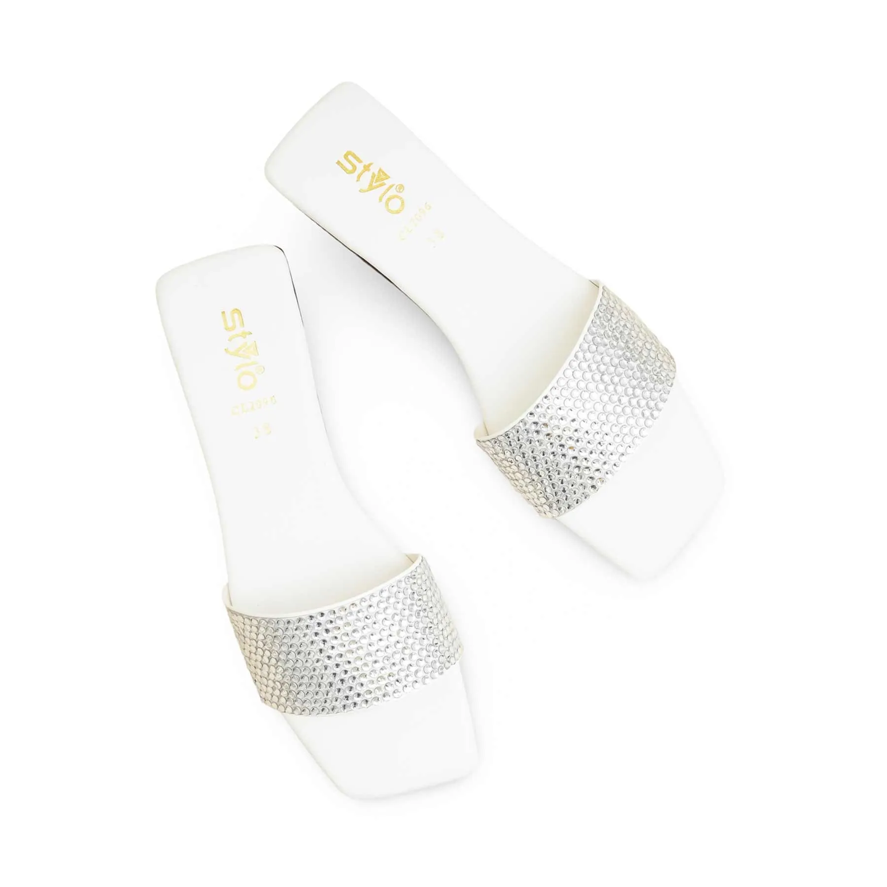 White Casual Slipper CL2096 Relaxed Sole