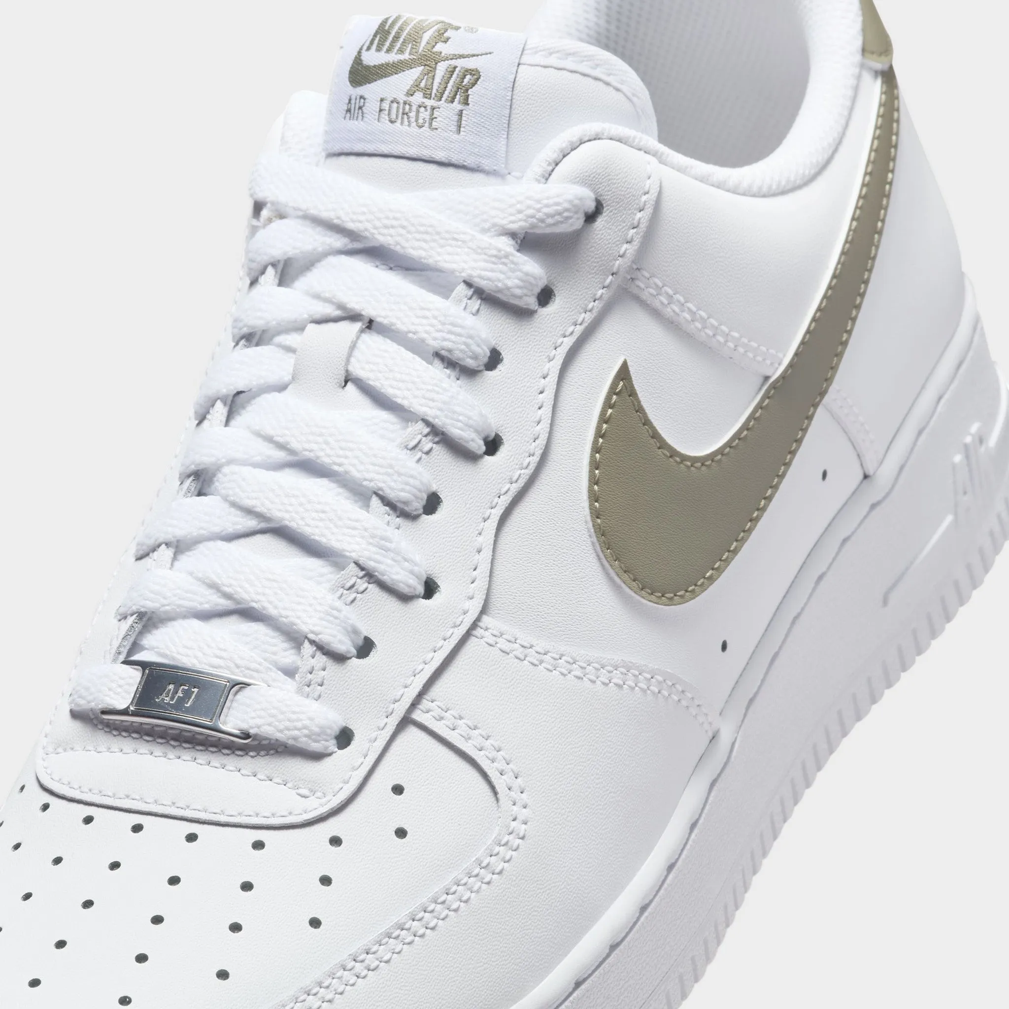 Travel Companion Chill Vibe Nike Air Force 1 '07 White / Light Army