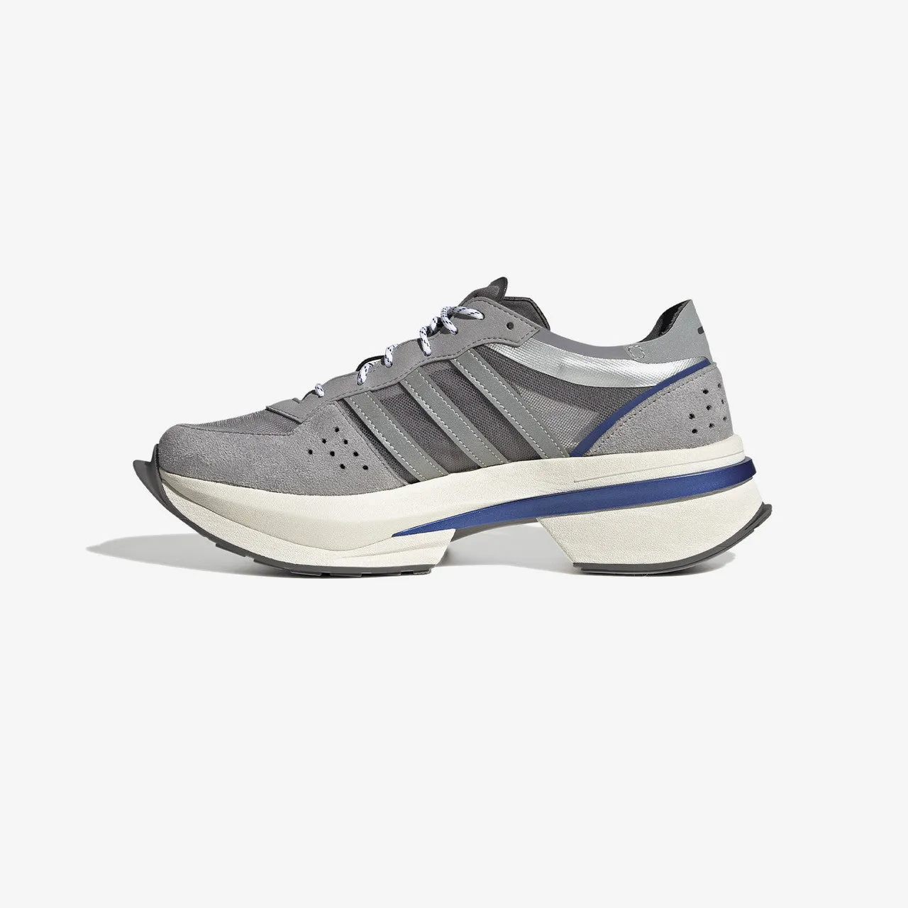 Esiod Fashion Must-Have