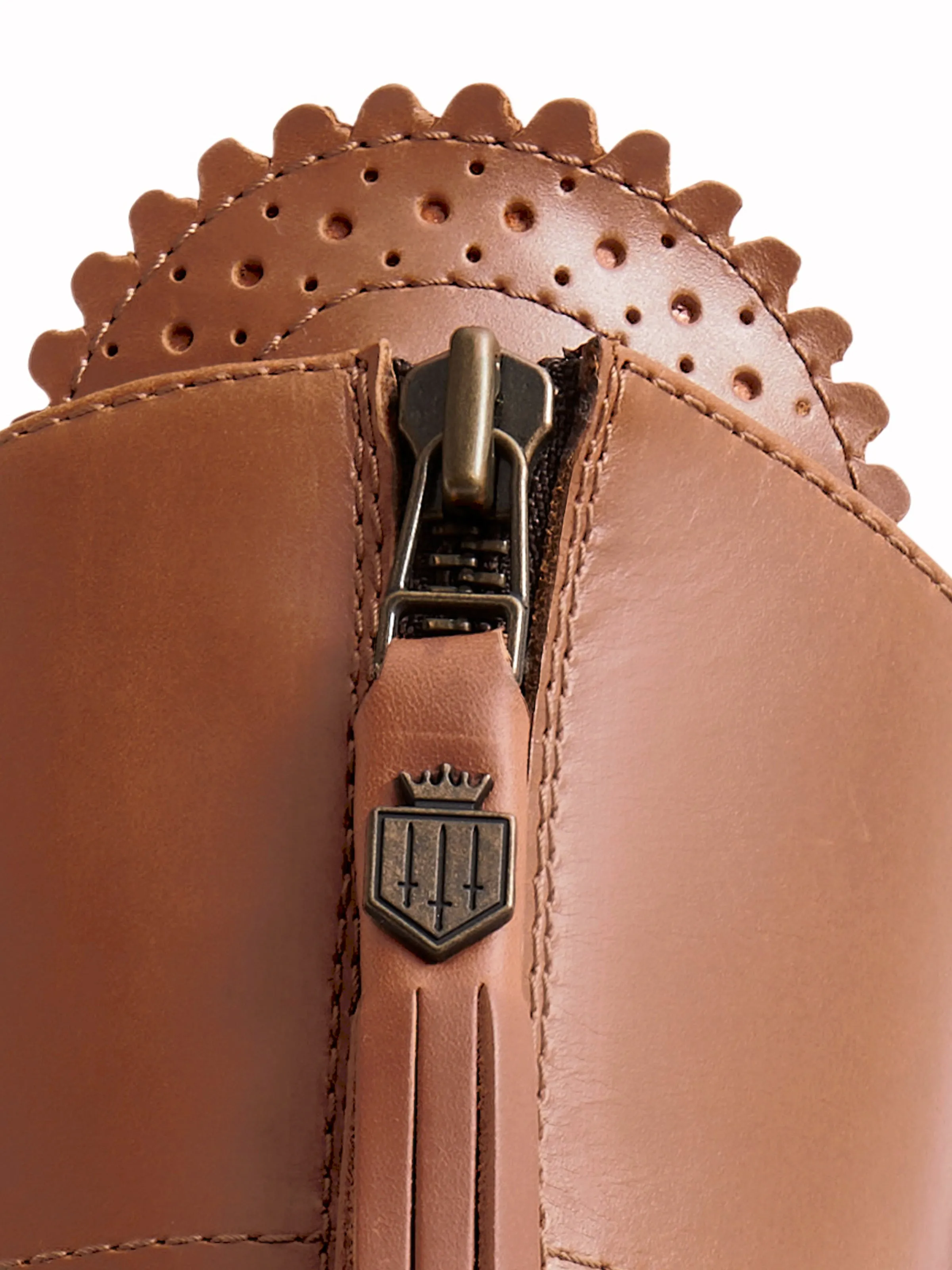 Heeled Regina (Regular Fit) - Tan Leather Smart Look