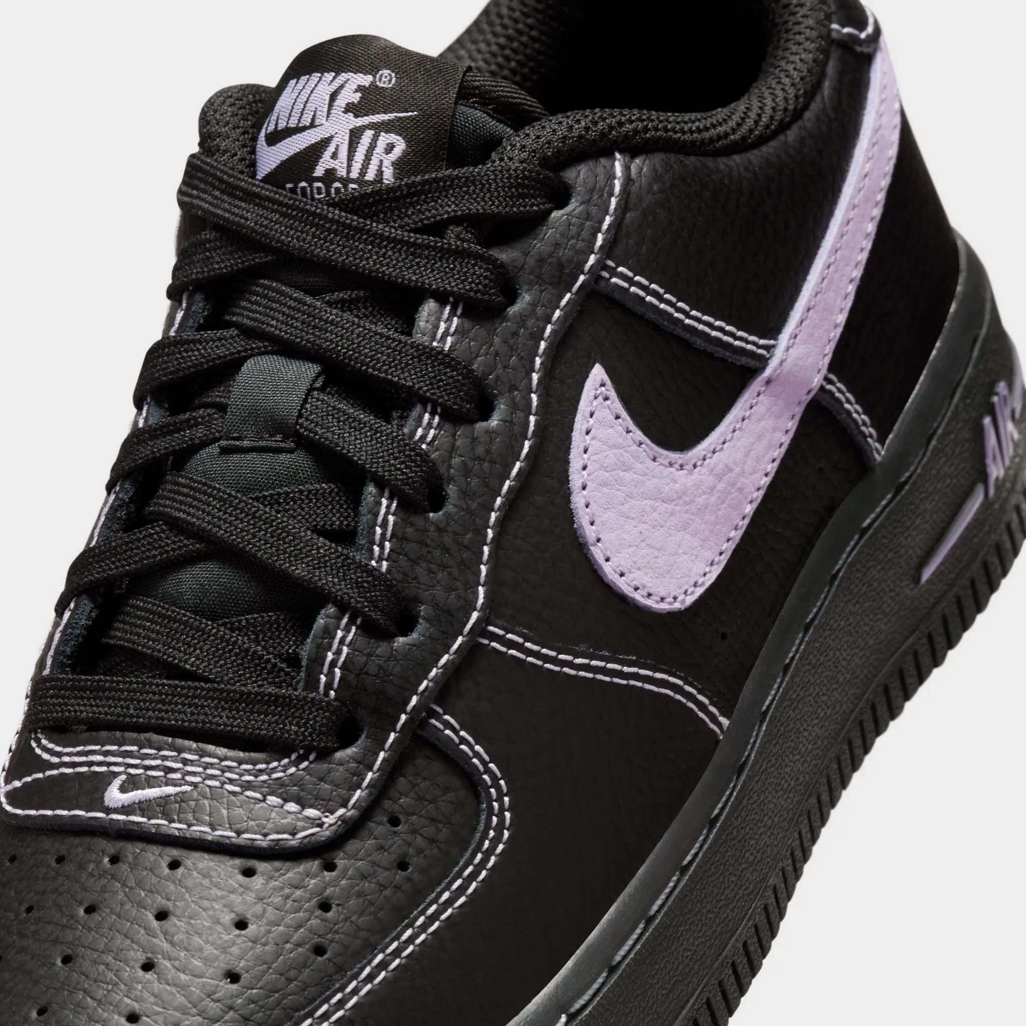 Lateral Stabilizer Gusseted Tongue Nike Air Force 1 LV8 GS Black / Hydrangeas