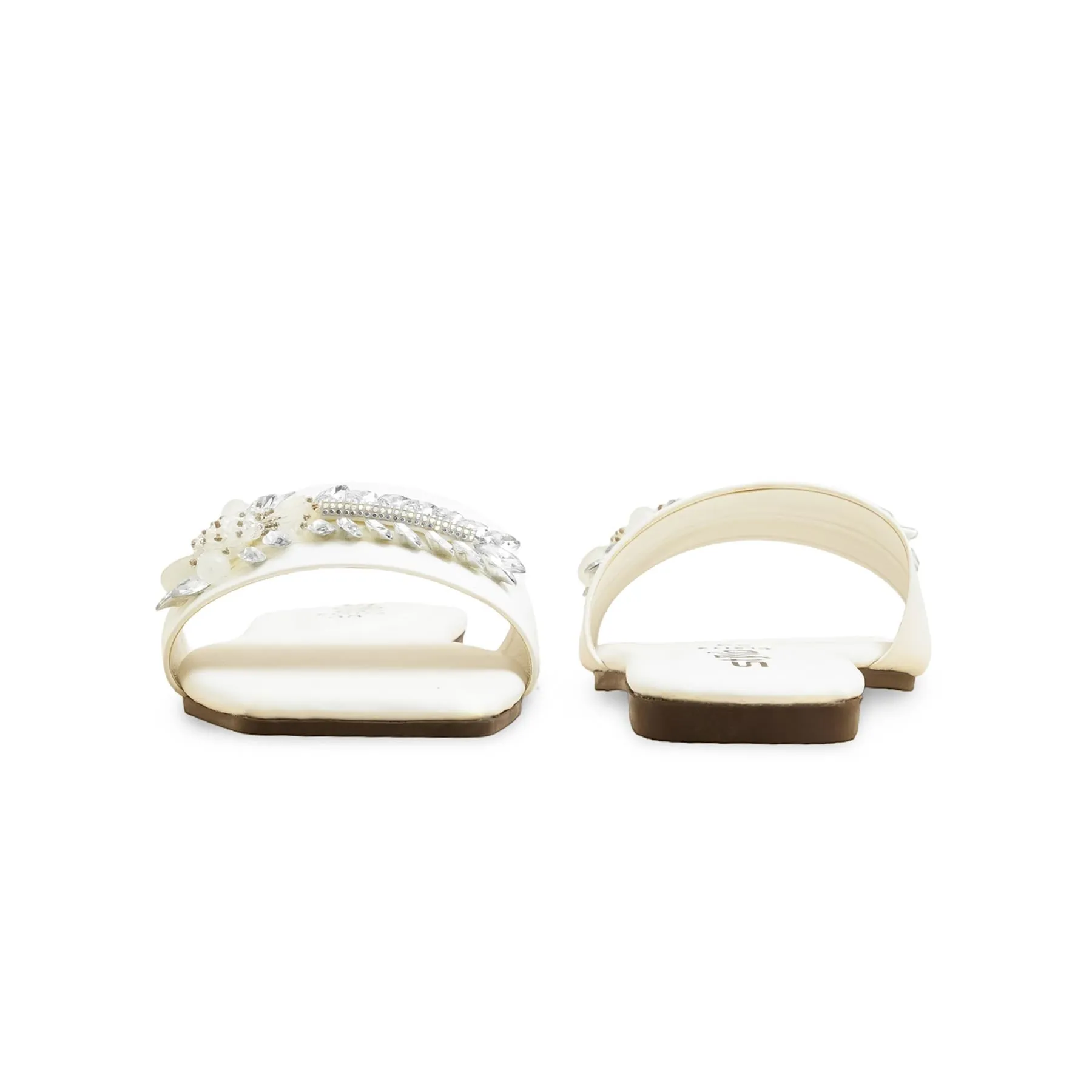 Buy Glow Ultimate Comfort White Casual Slipper CL2112