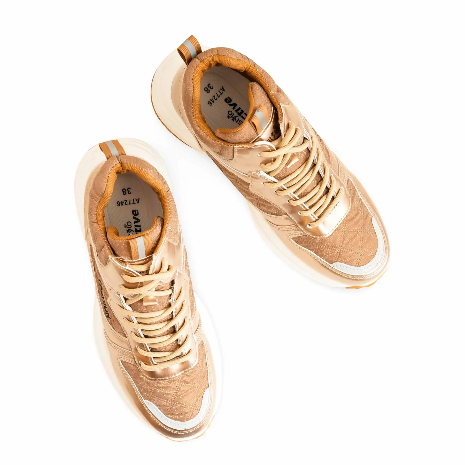 Golden Casual Sneaker AT7246 Flex Groove Engineering Compression Fit Collar