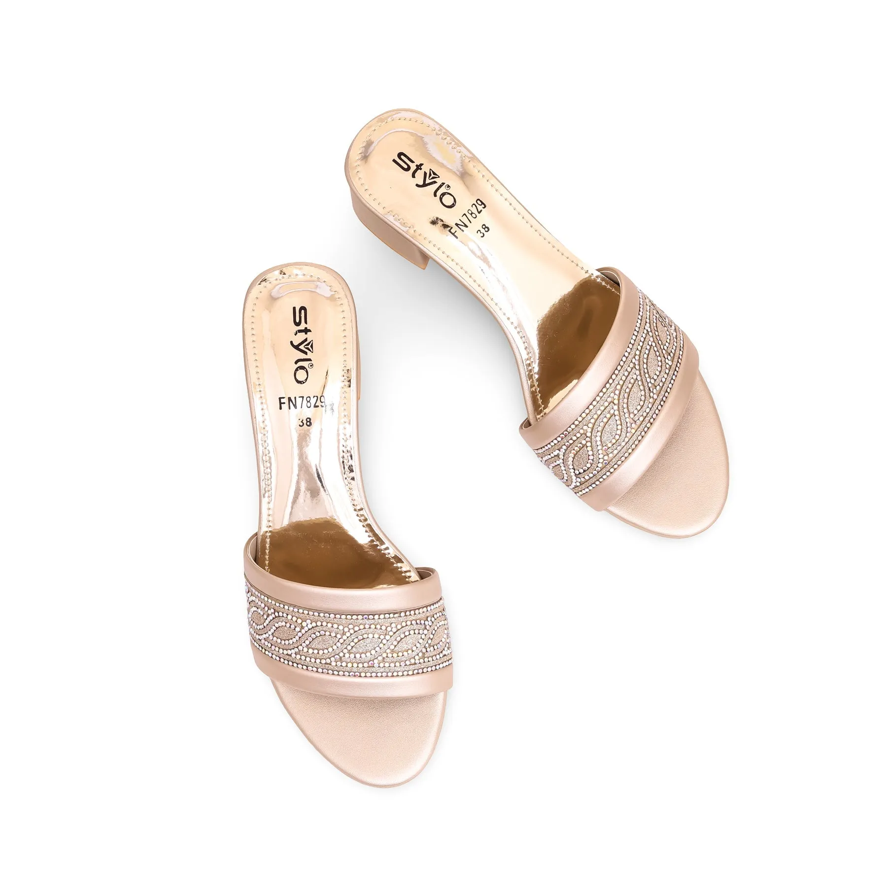 Golden Fancy Slipper FN7829 Runway Fit