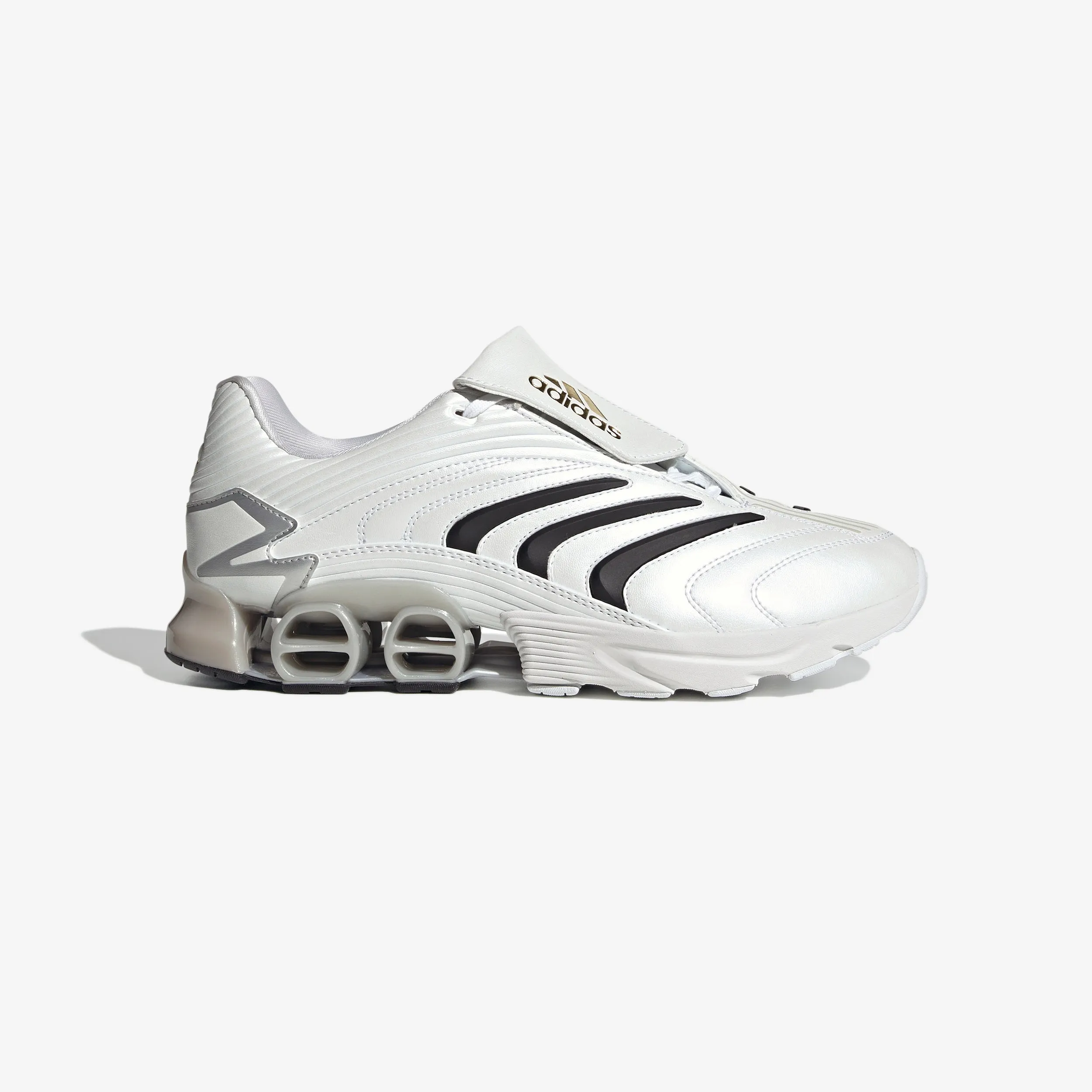 Predator Megaride Slip Resistant Grooves Canvas