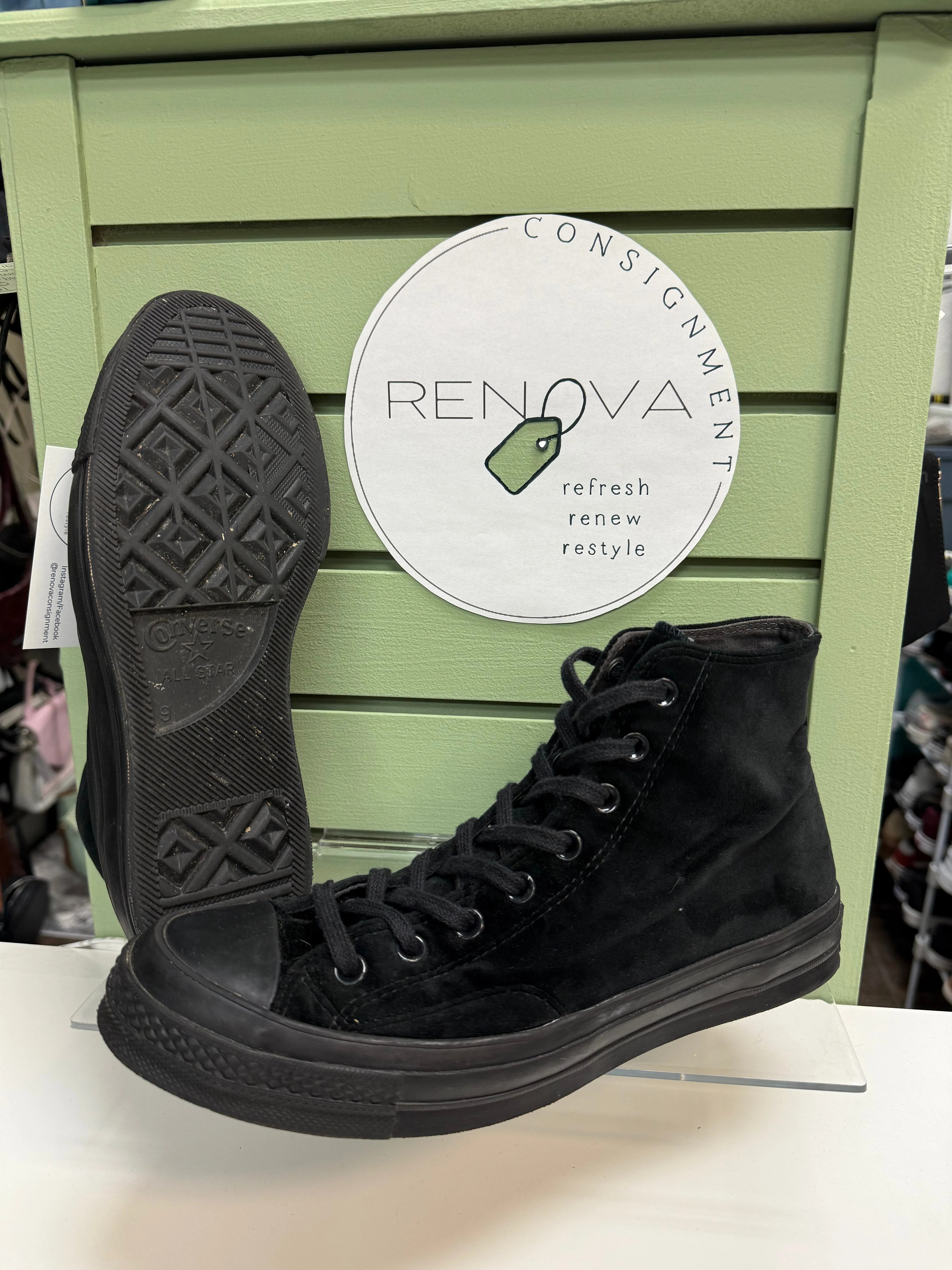 Converse Velvet Chuck Taylor High Top Sneakers (Mens 9/Womens 11) Oversized Tongue