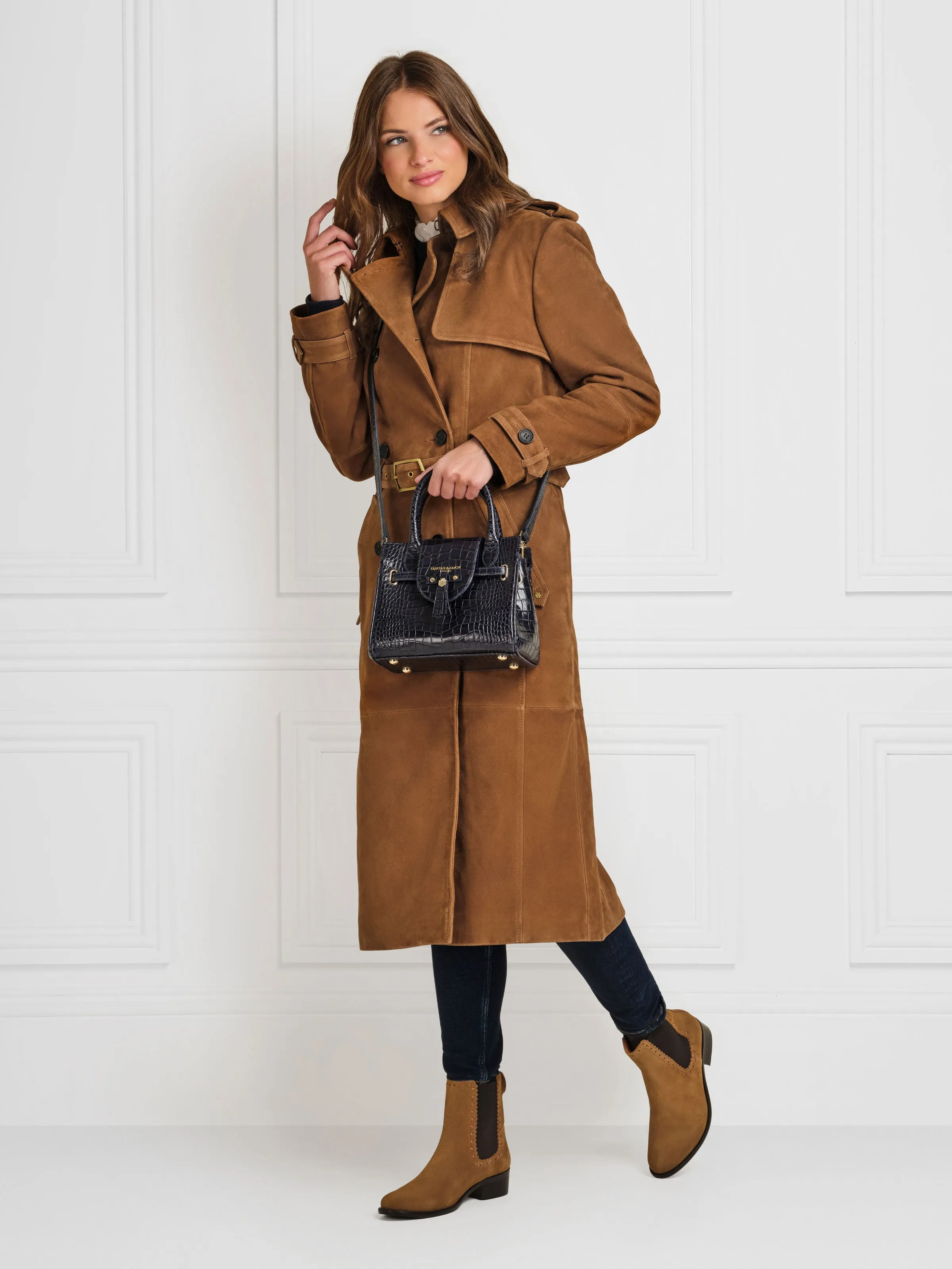 Flexible Frame Snowy Path Brogued Chelsea - Tan