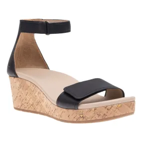 Riviera Ankle Sandal Slip-On Versatility Stretchable