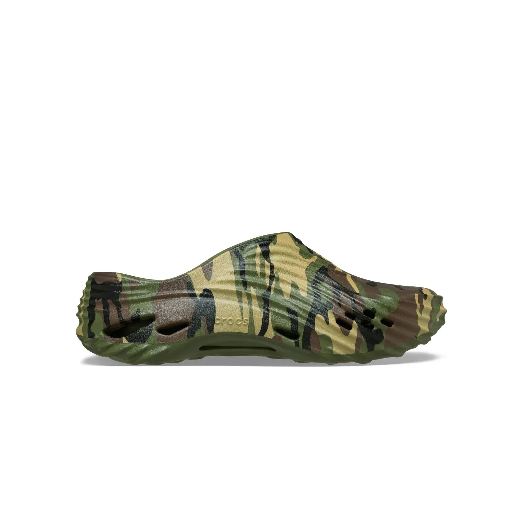 Stay Chill athletic style mens crocs echo camo wave (army green)