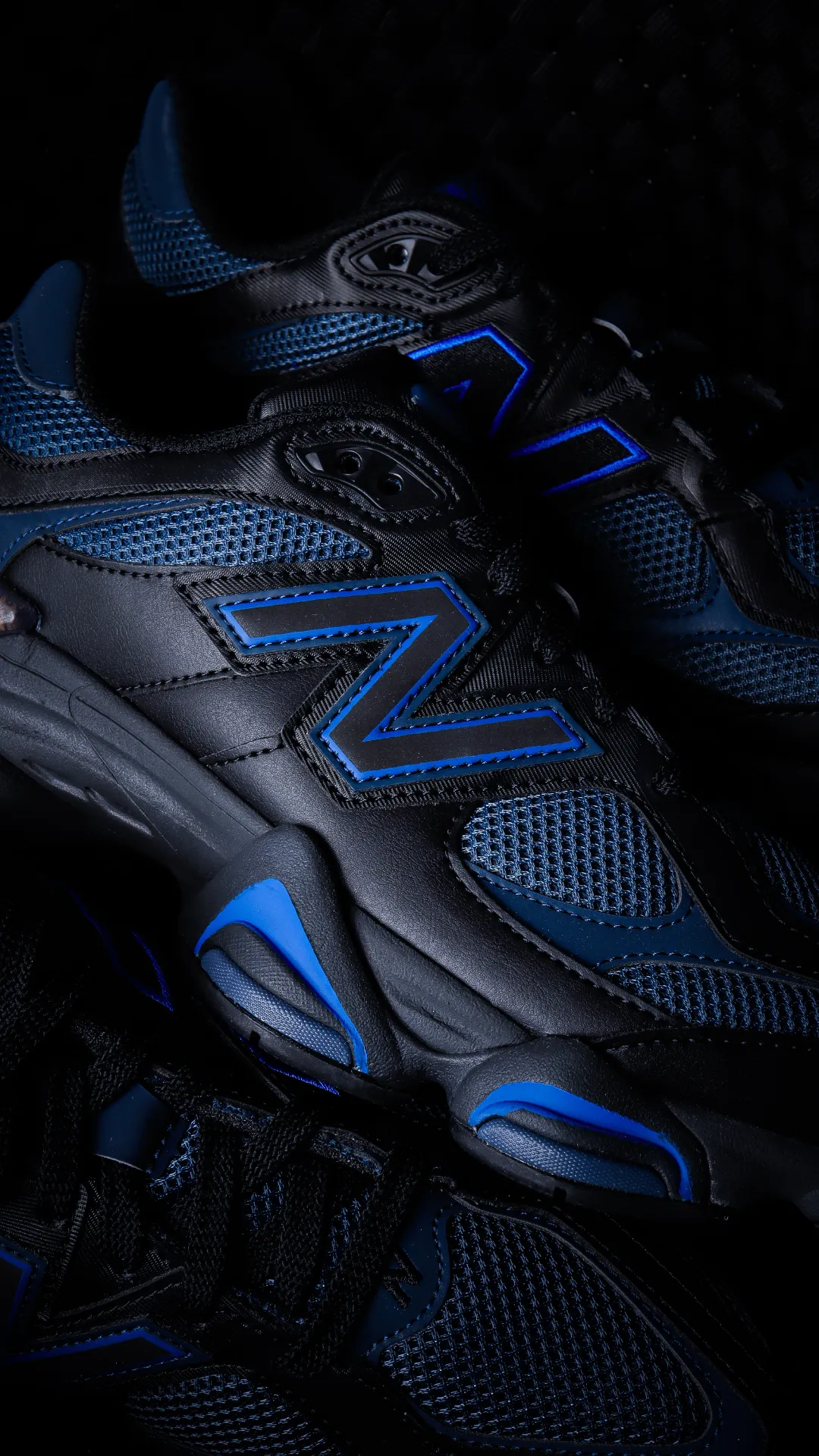 Everyday Essential mens new balance 9060 (black/blue)