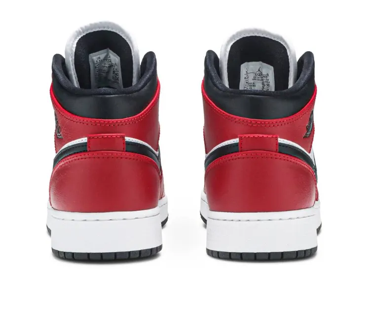 Men's Nike Air Jordan 1 Mid (Chicago Black Toe) Reliable Traction Ready For Action