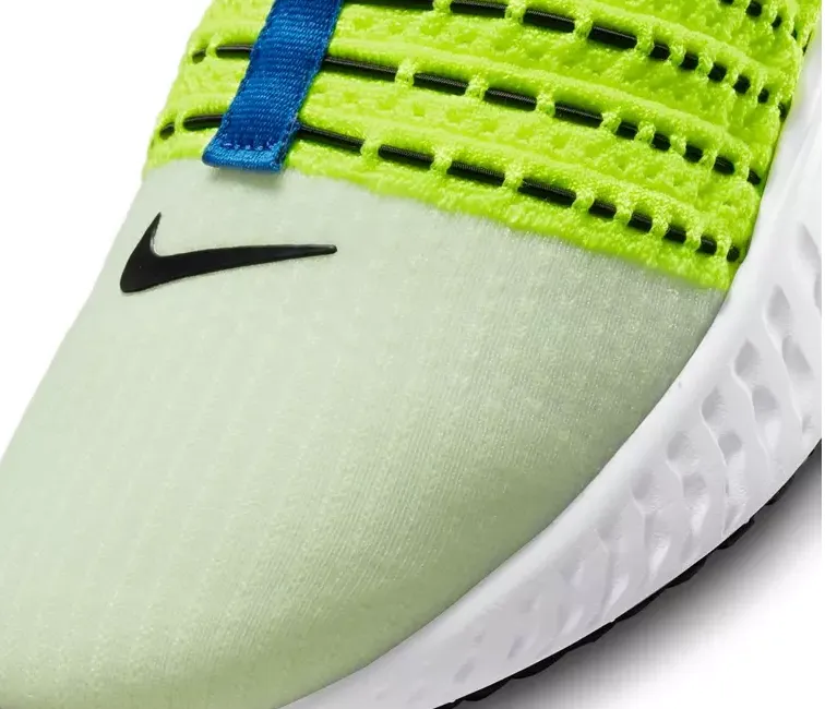 Antistatic Structured Edge Men's Nike React Phantom FK 2 (Volt/Game Royal)