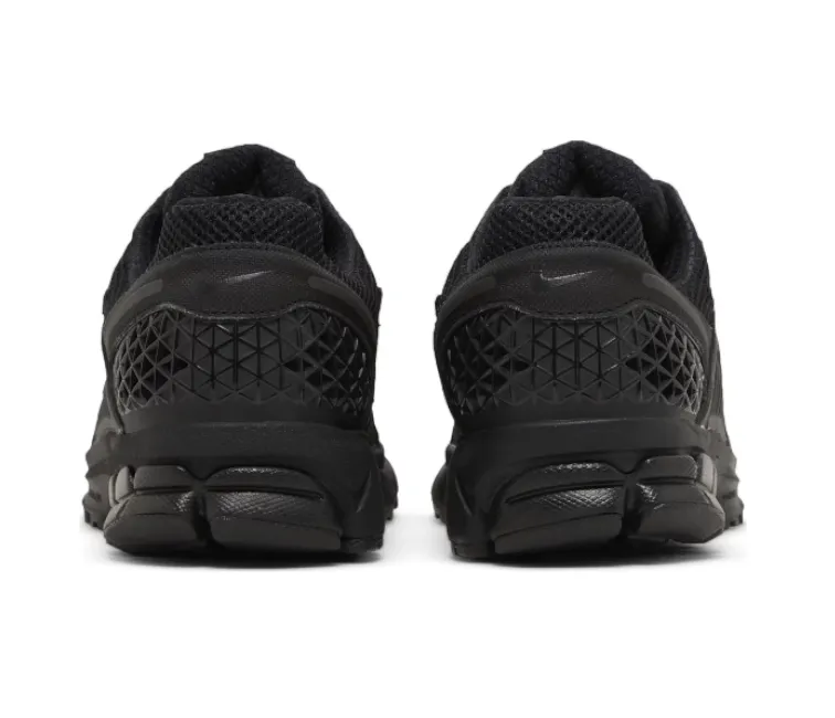 Men??s Nike Zoom Vomero 5 (Triple Black) Athletic Sneakers Layered Look