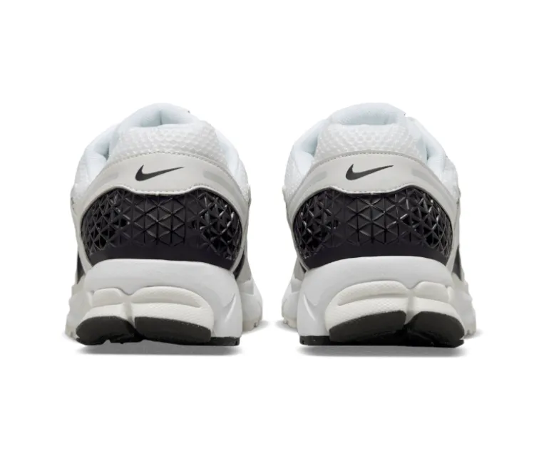 Men??s Nike Zoom Vomero 5 (White/Black-Platinum Tint) Quick Lacing System