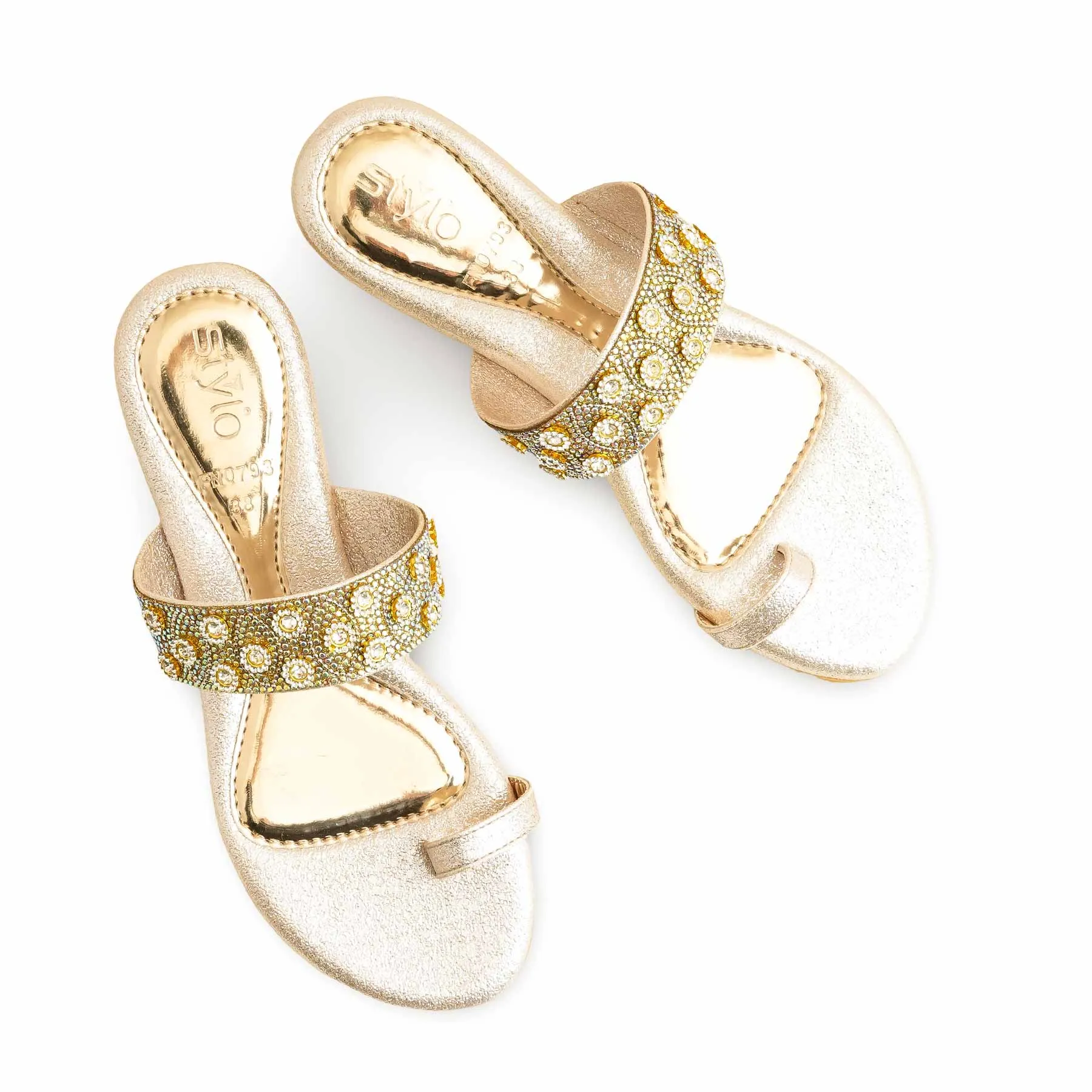 Golden Fancy Chappal For Women FN0793 Museum Mood