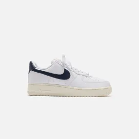 Non slip grip Step Forward Nike WMNS Air Force 1 `07 - White/ Obsidian/ Pale Ivory / Metallic Gold