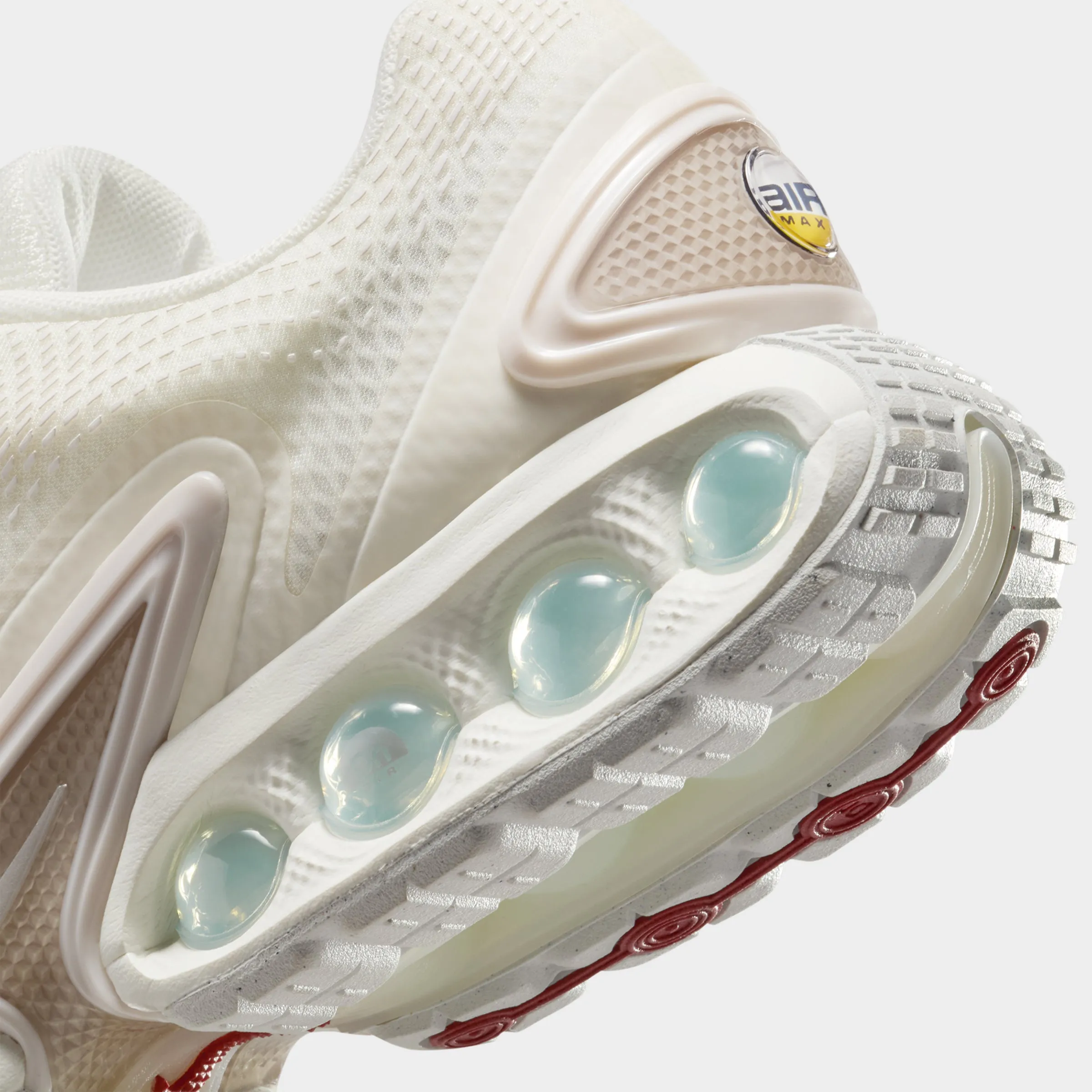 Resilient Grip Nike Women's Air Max DN SE Sail / Light Soft Pink - Fossil Stone