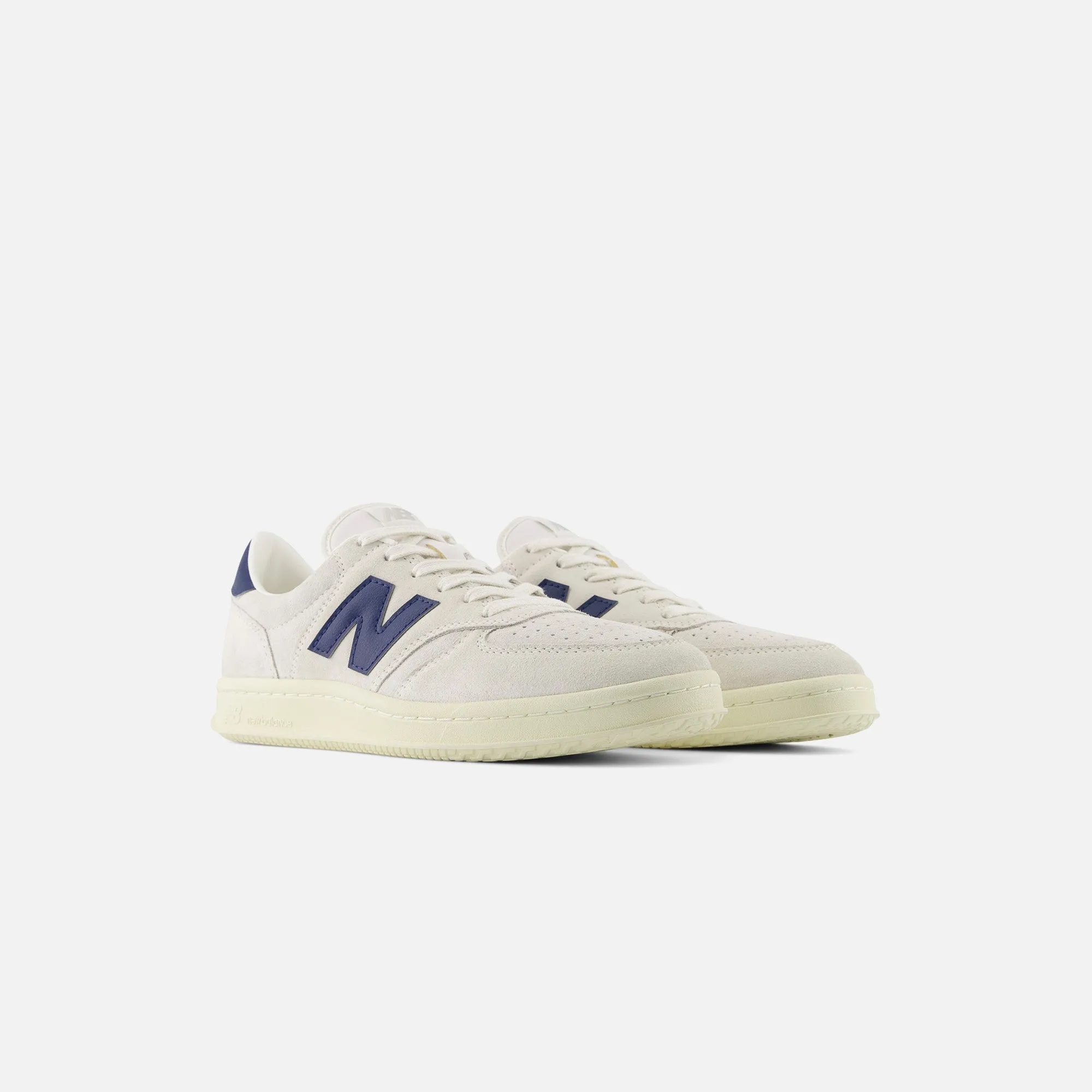 Sophisticated Comfort New Balance T500 - Sea Salt / Navy Angora