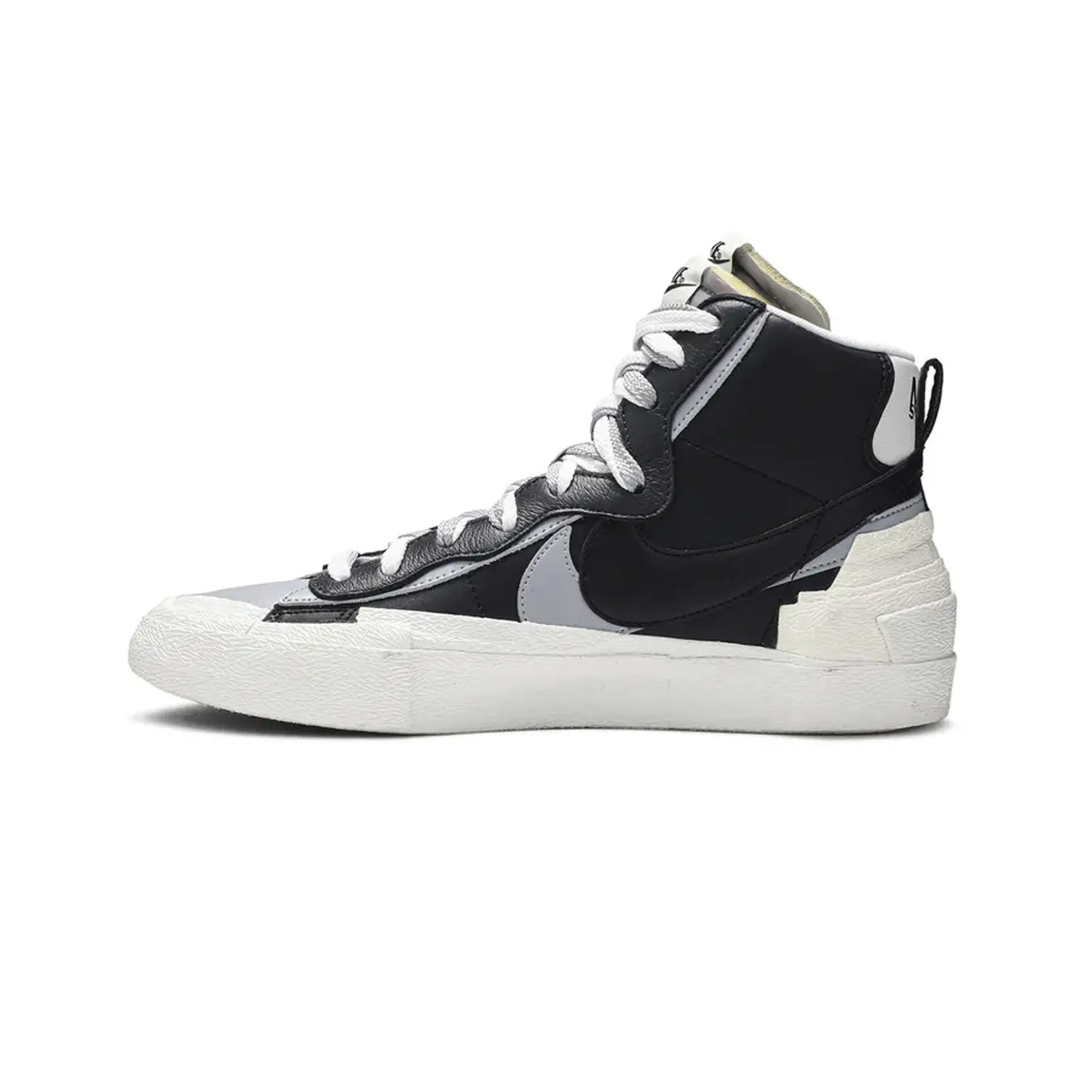 Ultra Cushioned Heel Nike Blazer Mid x Sacai 'Black Grey'