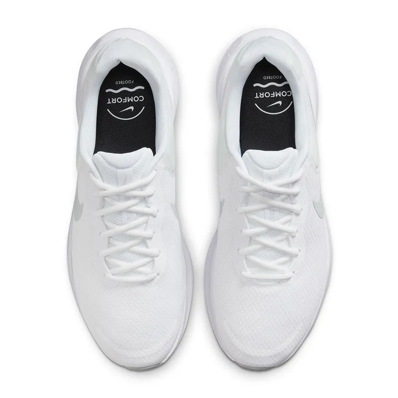 Nike Men's Revolution 7 Step Control Active Feet