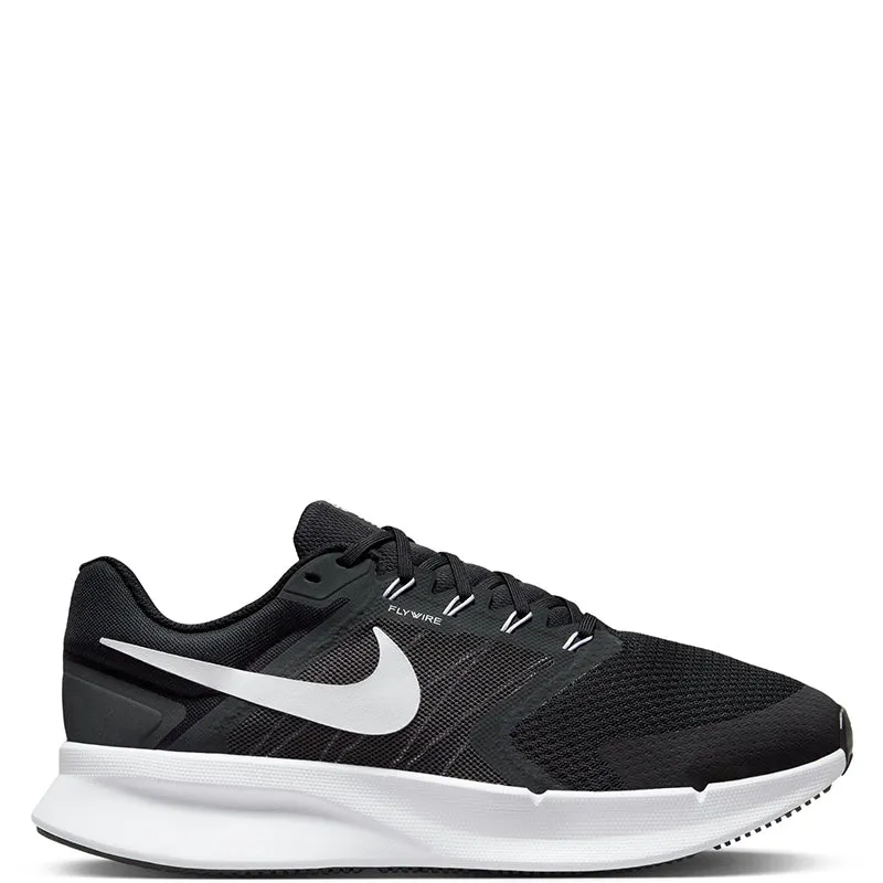All Seasons Nike Men's Run Swift 3 (Extra Wide)